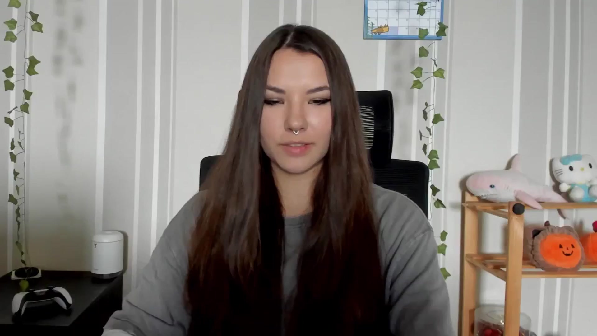Gallery image thumbnail from AmnesiaGirl1's myfreecams stream on, 07/18/2025, 10:27 image 14 of 20