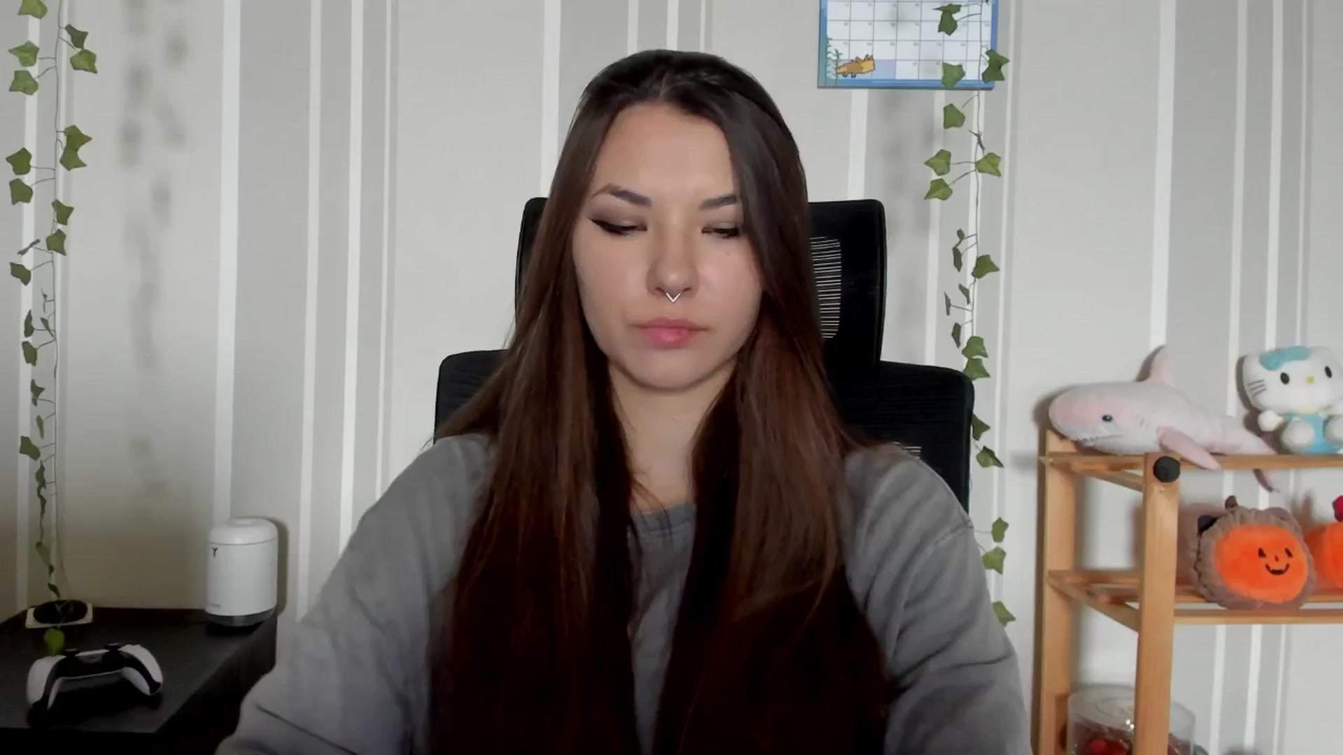 Gallery image thumbnail from AmnesiaGirl1's myfreecams stream on, 07/18/2025, 10:27 image 5 of 20