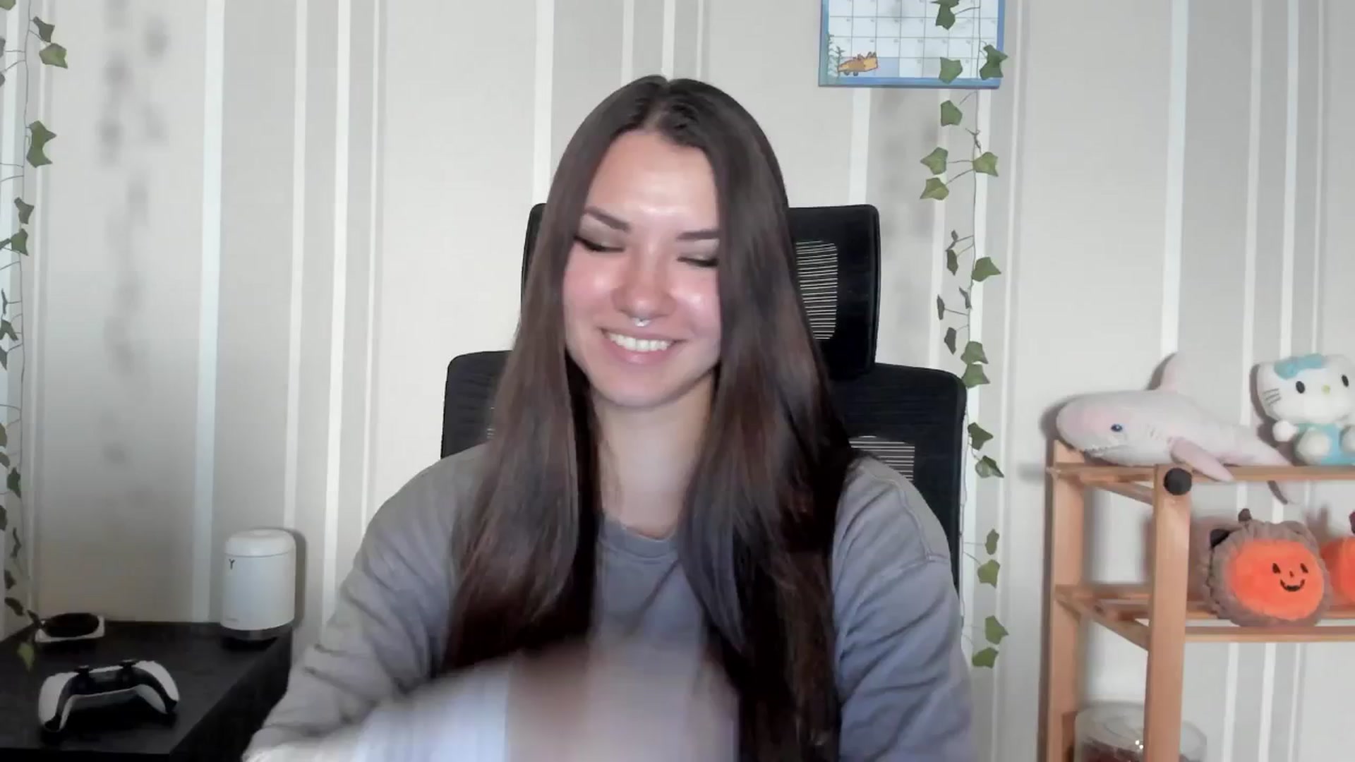 Gallery image thumbnail from AmnesiaGirl1's myfreecams stream on, 07/19/2025, 17:02 image 18 of 20