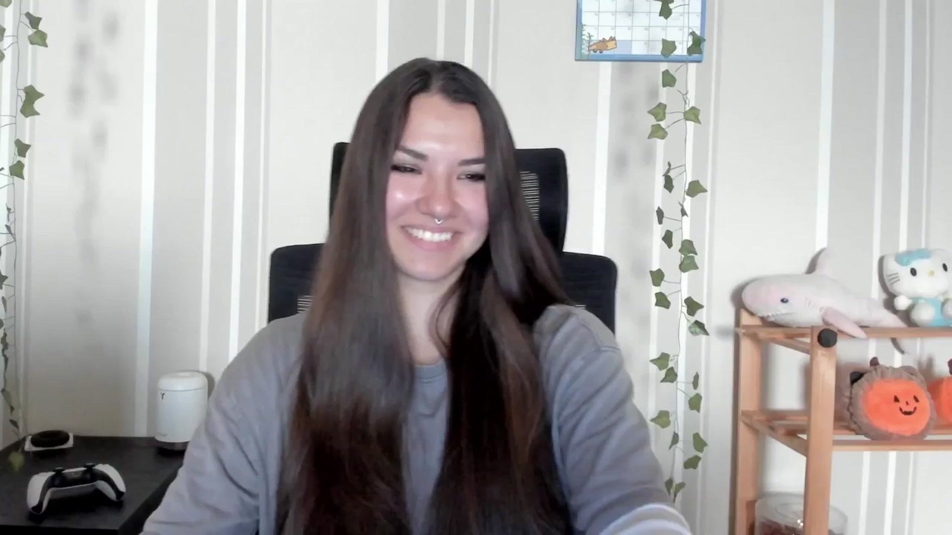 Gallery image thumbnail from AmnesiaGirl1's myfreecams stream on, 07/19/2025, 17:02 image 10 of 20