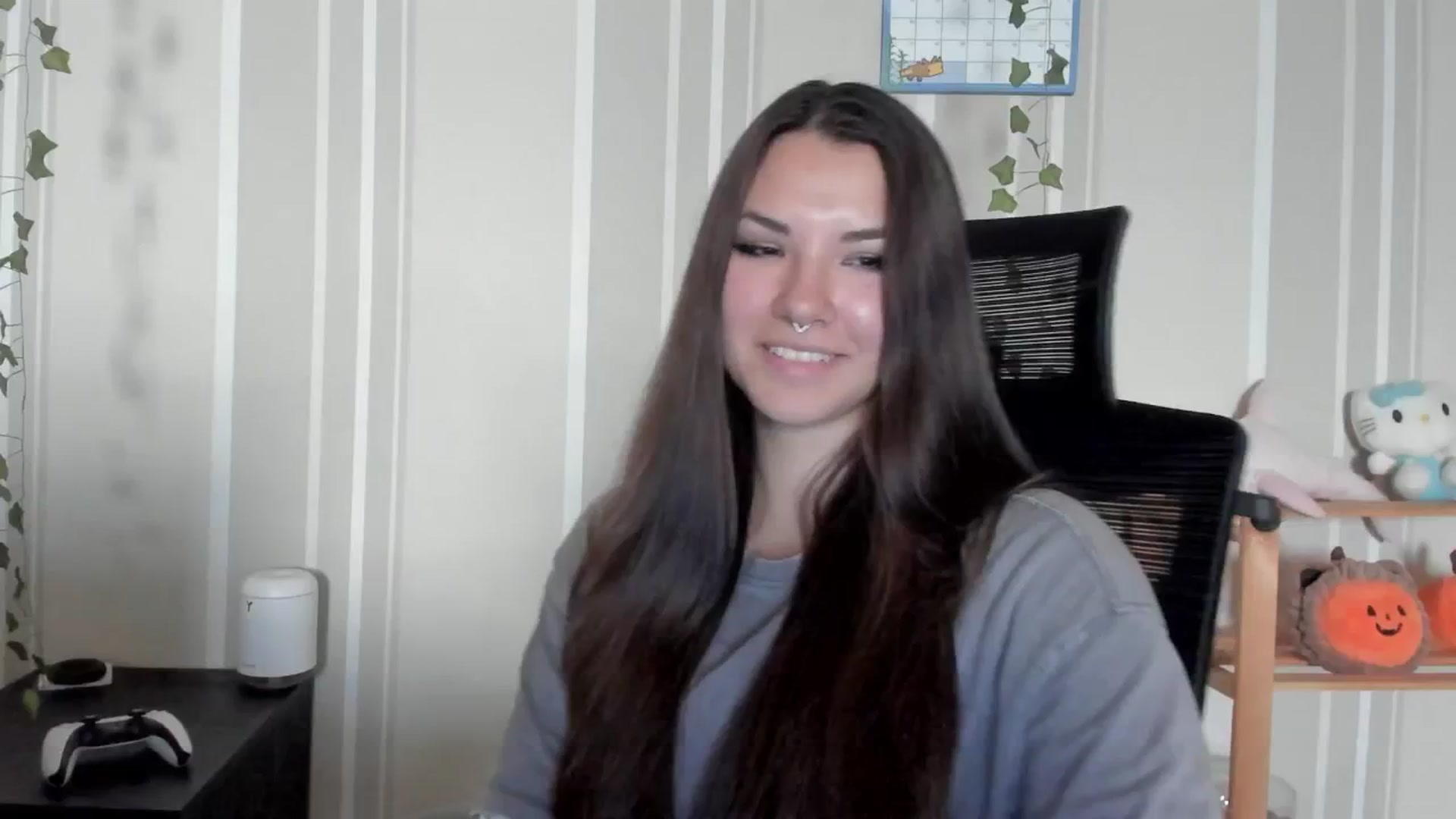 Gallery image thumbnail from AmnesiaGirl1's myfreecams stream on, 07/19/2025, 17:02 image 14 of 20