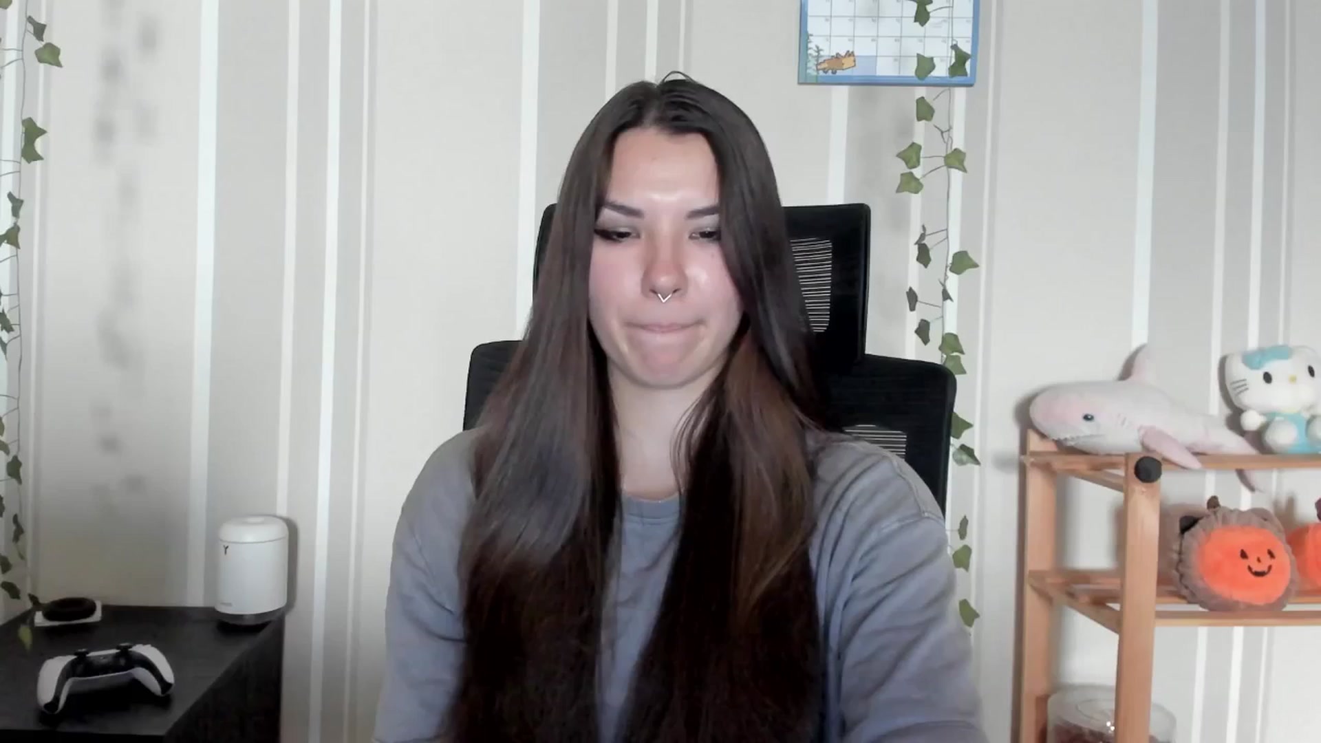 Gallery image thumbnail from AmnesiaGirl1's myfreecams stream on, 07/19/2025, 17:02 image 4 of 20