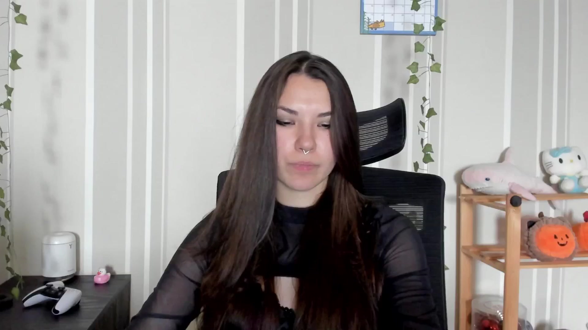 Gallery image thumbnail from AmnesiaGirl1's myfreecams stream on, 07/20/2025, 14:48 image 15 of 20