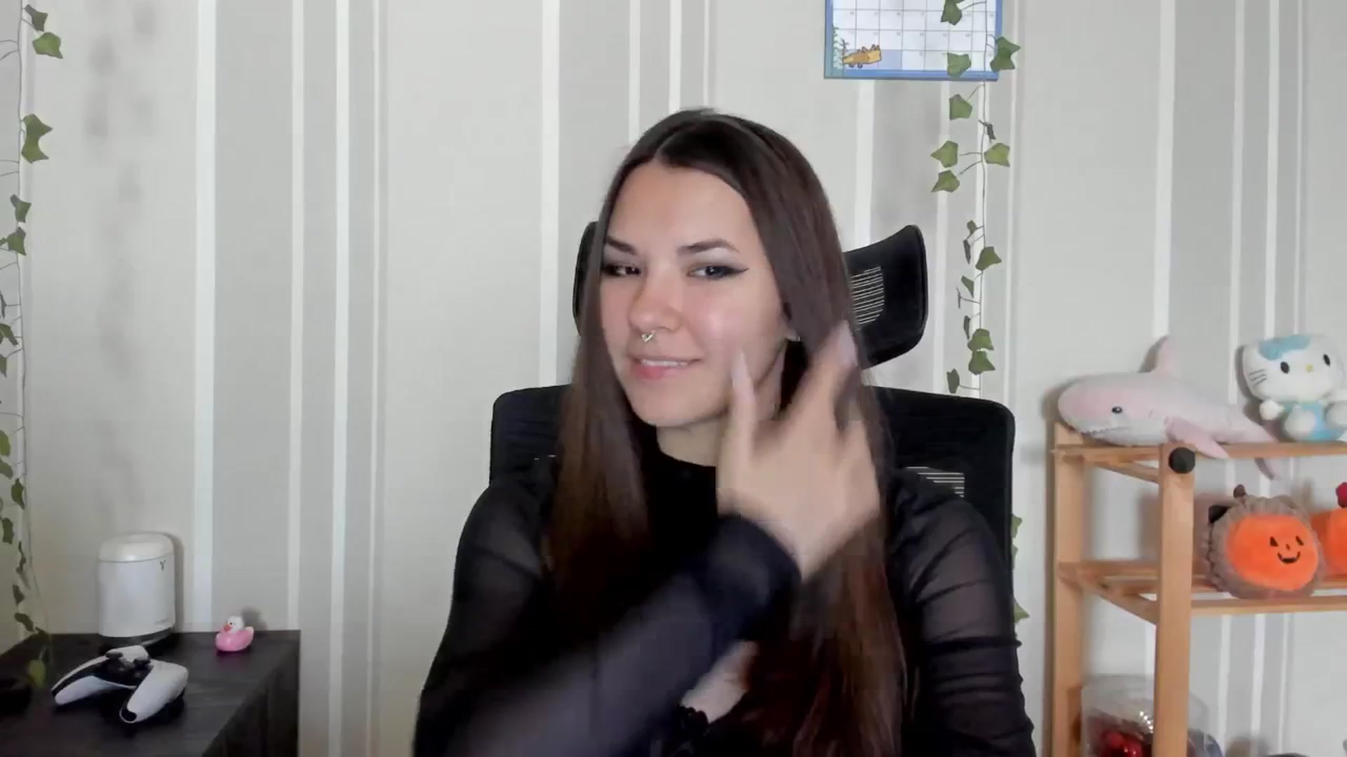 Gallery image thumbnail from AmnesiaGirl1's myfreecams stream on, 07/20/2025, 14:48 image 4 of 20
