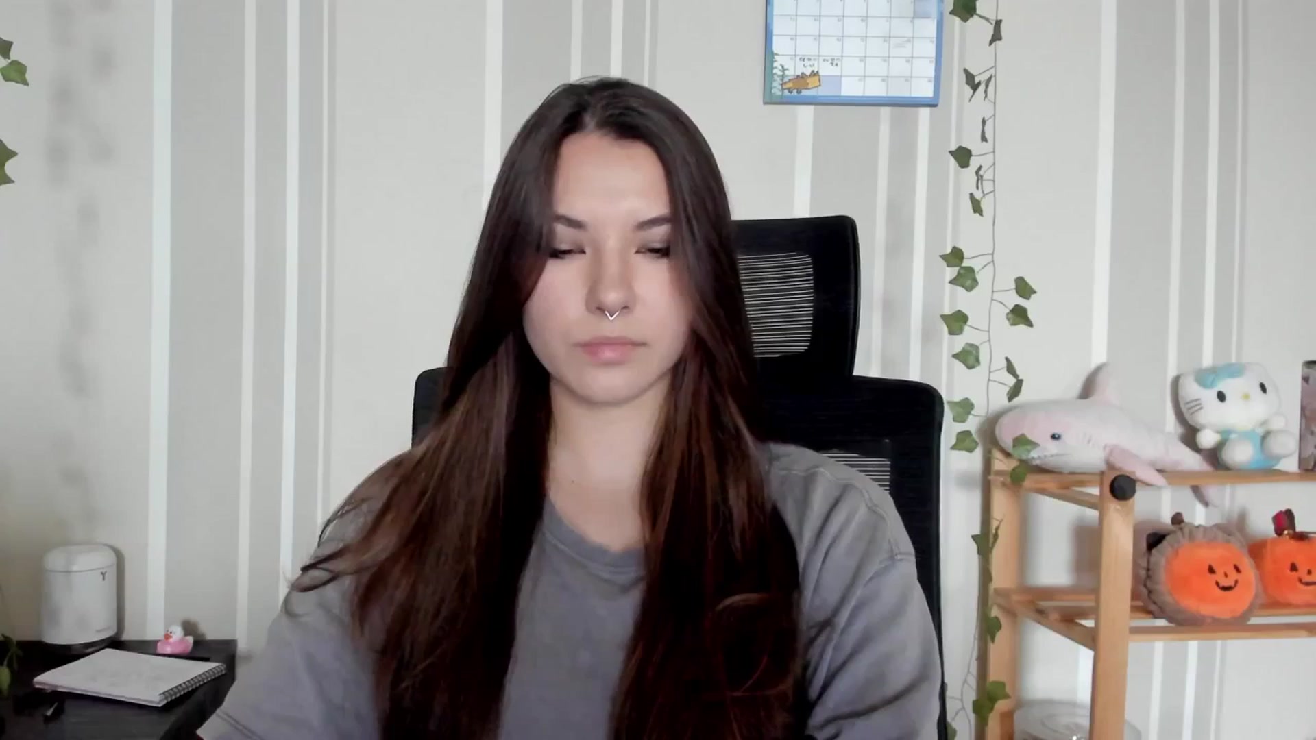 Gallery image thumbnail from AmnesiaGirl1's myfreecams stream on, 07/23/2025, 14:25 image 7 of 20