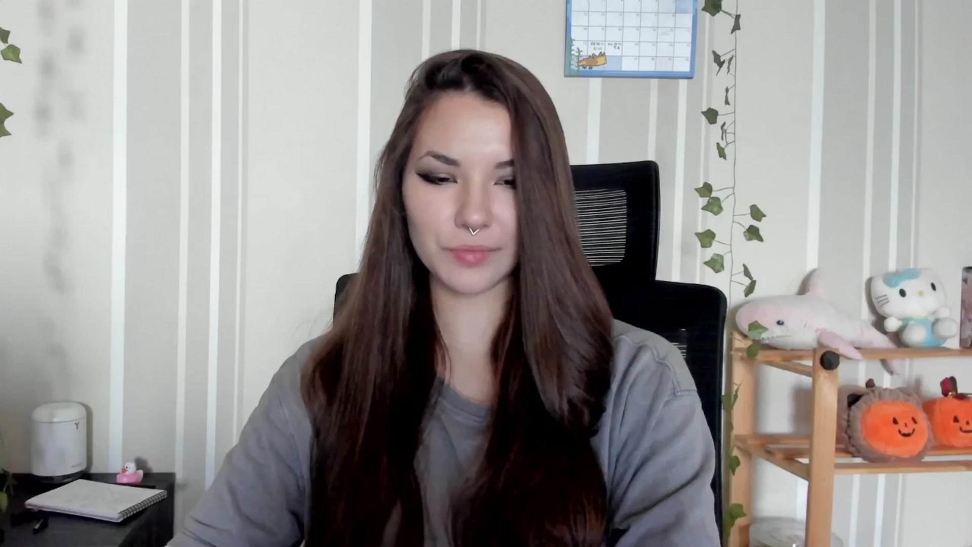 Gallery image thumbnail from AmnesiaGirl1's myfreecams stream on, 07/23/2025, 14:25 image 18 of 20
