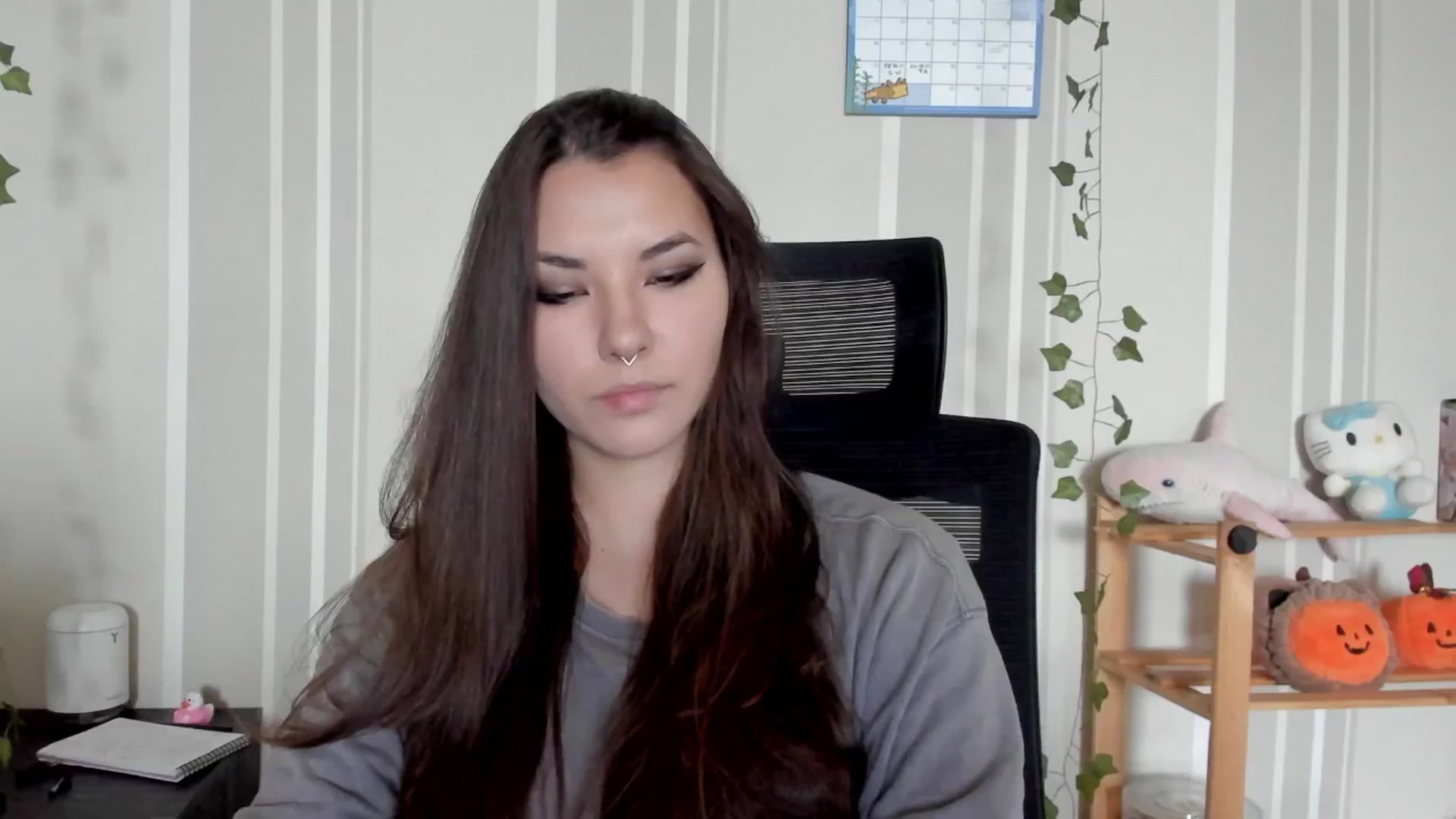 Gallery image thumbnail from AmnesiaGirl1's myfreecams stream on, 07/23/2025, 14:25 image 6 of 20
