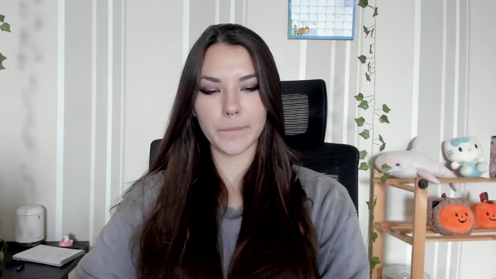 Gallery image thumbnail from AmnesiaGirl1's myfreecams stream on, 07/23/2025, 14:25 image 4 of 20