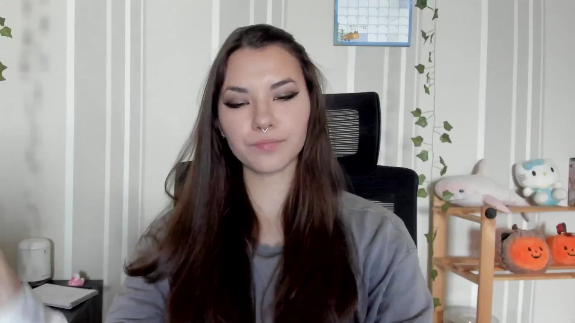 Gallery image thumbnail from AmnesiaGirl1's myfreecams stream on, 07/23/2025, 14:25 image 3 of 20