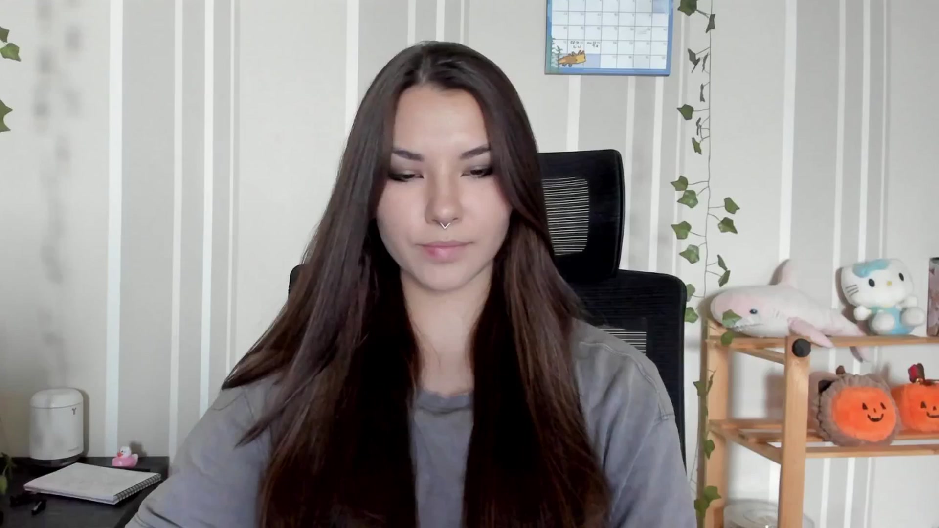 Gallery image thumbnail from AmnesiaGirl1's myfreecams stream on, 07/23/2025, 14:25 image 2 of 20
