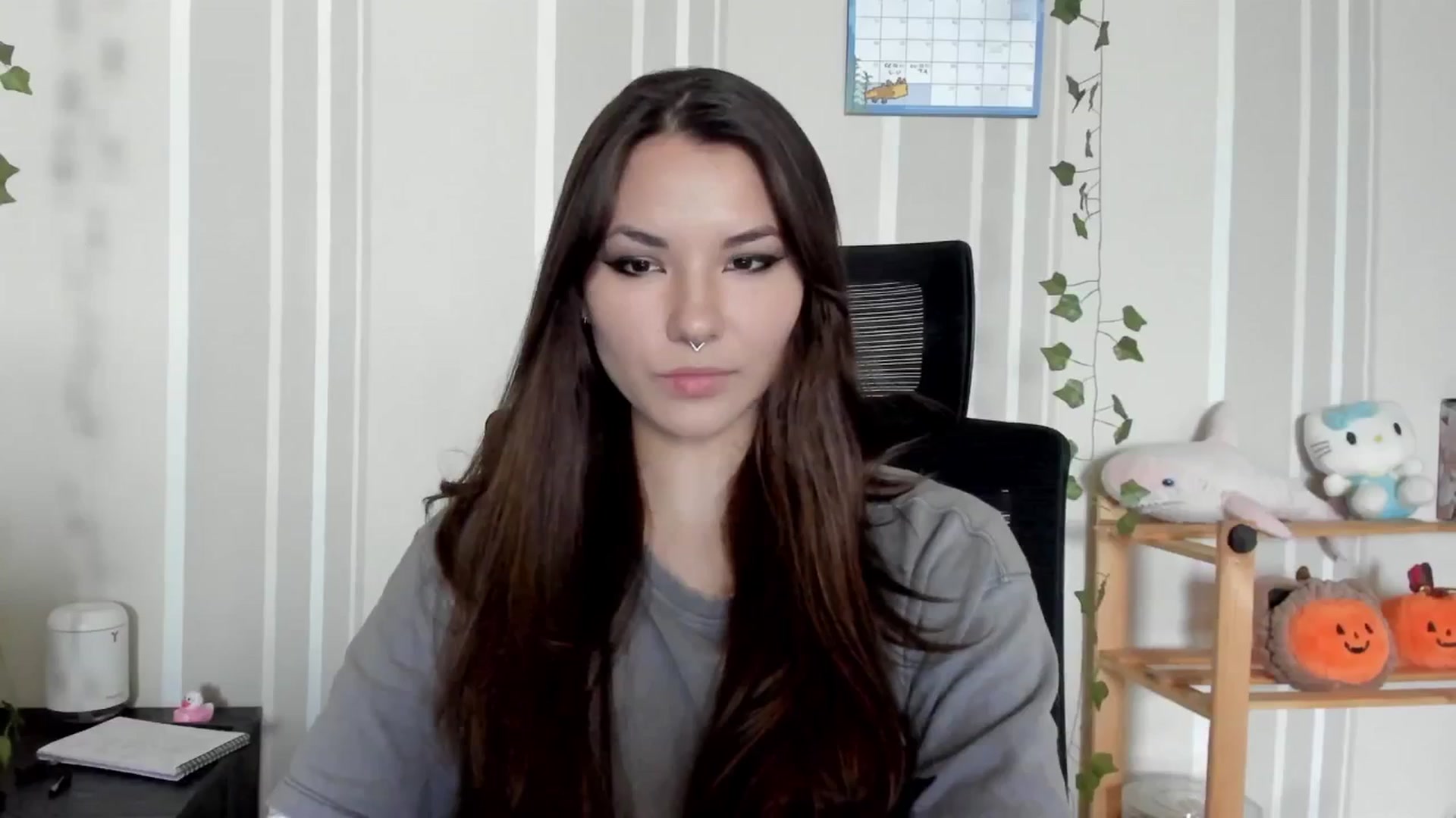Gallery image thumbnail from AmnesiaGirl1's myfreecams stream on, 07/23/2025, 14:25 image 11 of 20