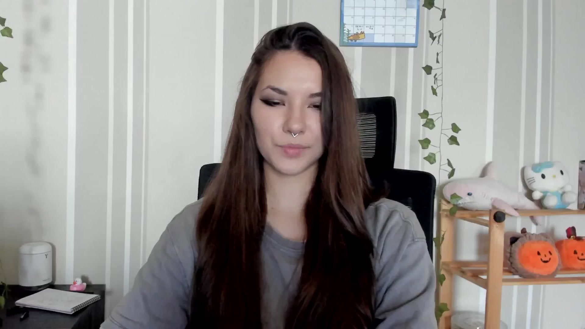 Gallery image thumbnail from AmnesiaGirl1's myfreecams stream on, 07/23/2025, 14:25 image 14 of 20
