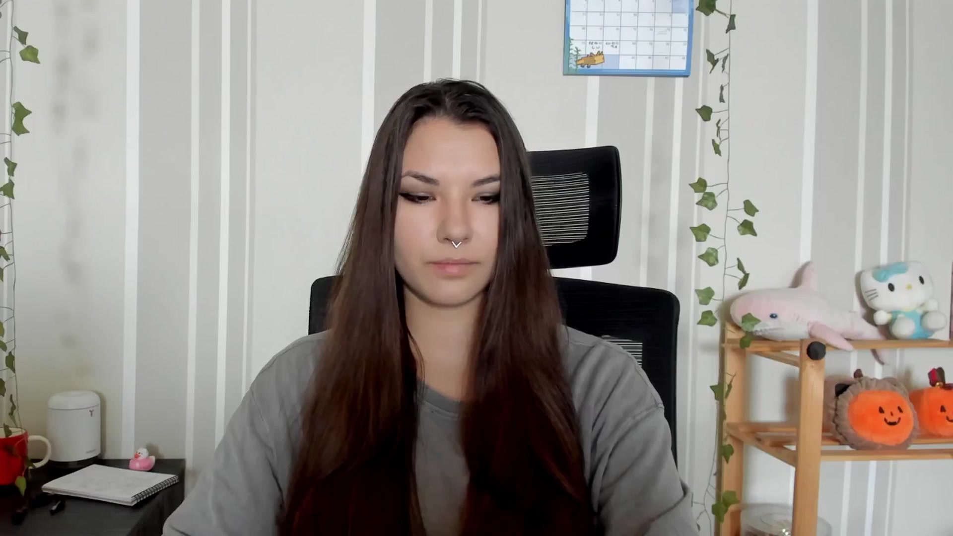 Gallery image thumbnail from AmnesiaGirl1's myfreecams stream on, 07/25/2025, 11:31 image 2 of 20