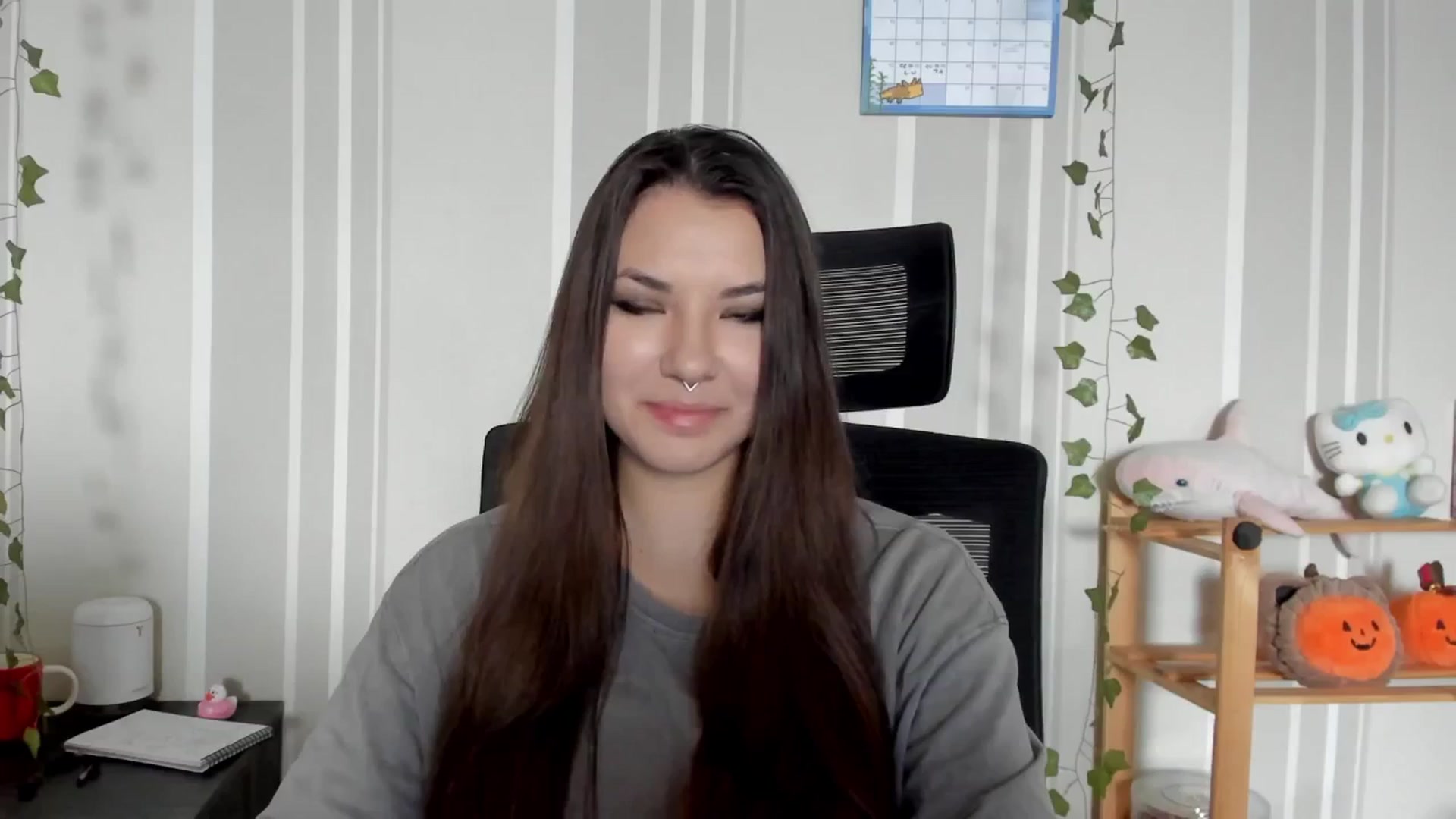 Gallery image thumbnail from AmnesiaGirl1's myfreecams stream on, 07/25/2025, 11:31 image 4 of 20