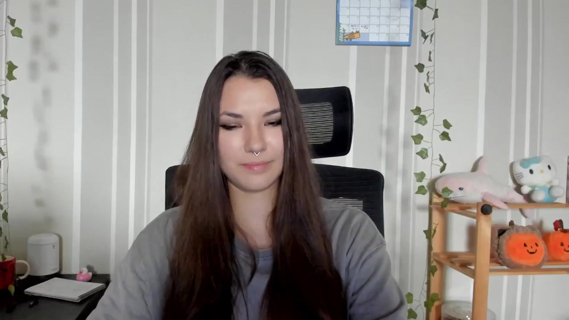 Gallery image thumbnail from AmnesiaGirl1's myfreecams stream on, 07/25/2025, 11:31 image 15 of 20