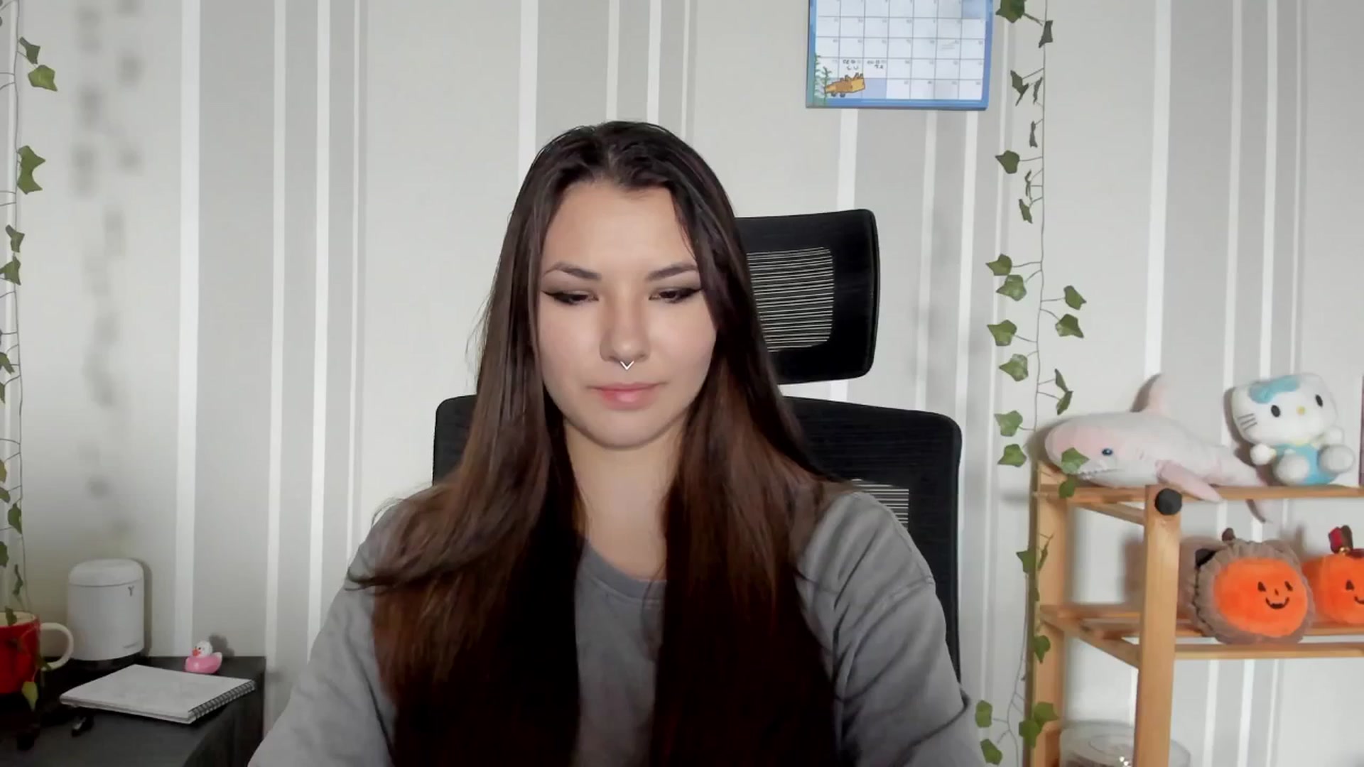 Gallery image thumbnail from AmnesiaGirl1's myfreecams stream on, 07/25/2025, 11:31 image 5 of 20