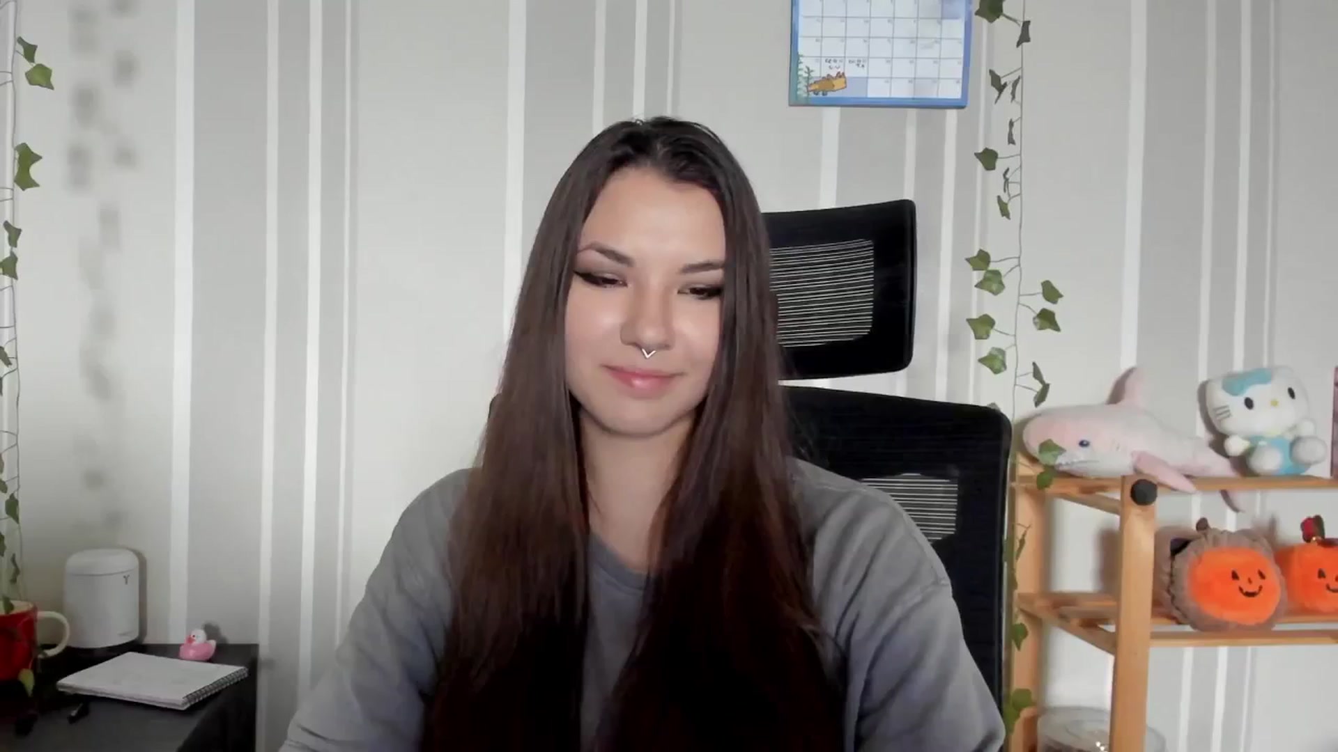 Gallery image thumbnail from AmnesiaGirl1's myfreecams stream on, 07/25/2025, 11:31 image 11 of 20