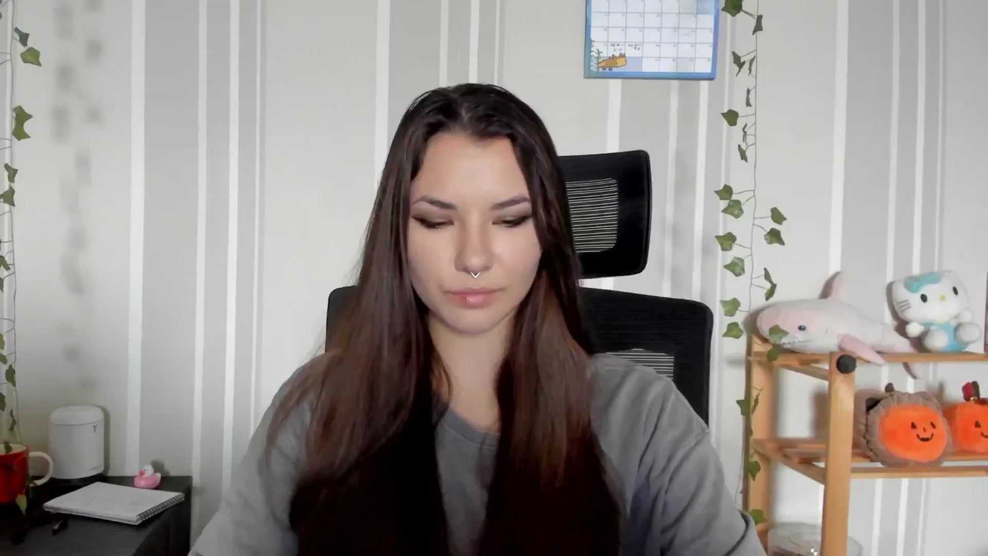 Gallery image thumbnail from AmnesiaGirl1's myfreecams stream on, 07/25/2025, 11:31 image 6 of 20
