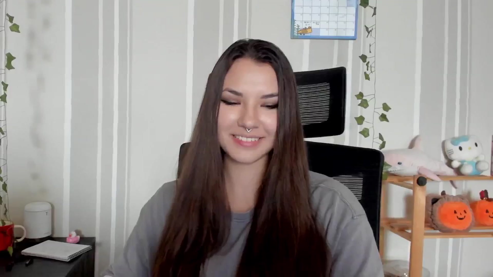 Gallery image thumbnail from AmnesiaGirl1's myfreecams stream on, 07/25/2025, 12:34 image 7 of 20