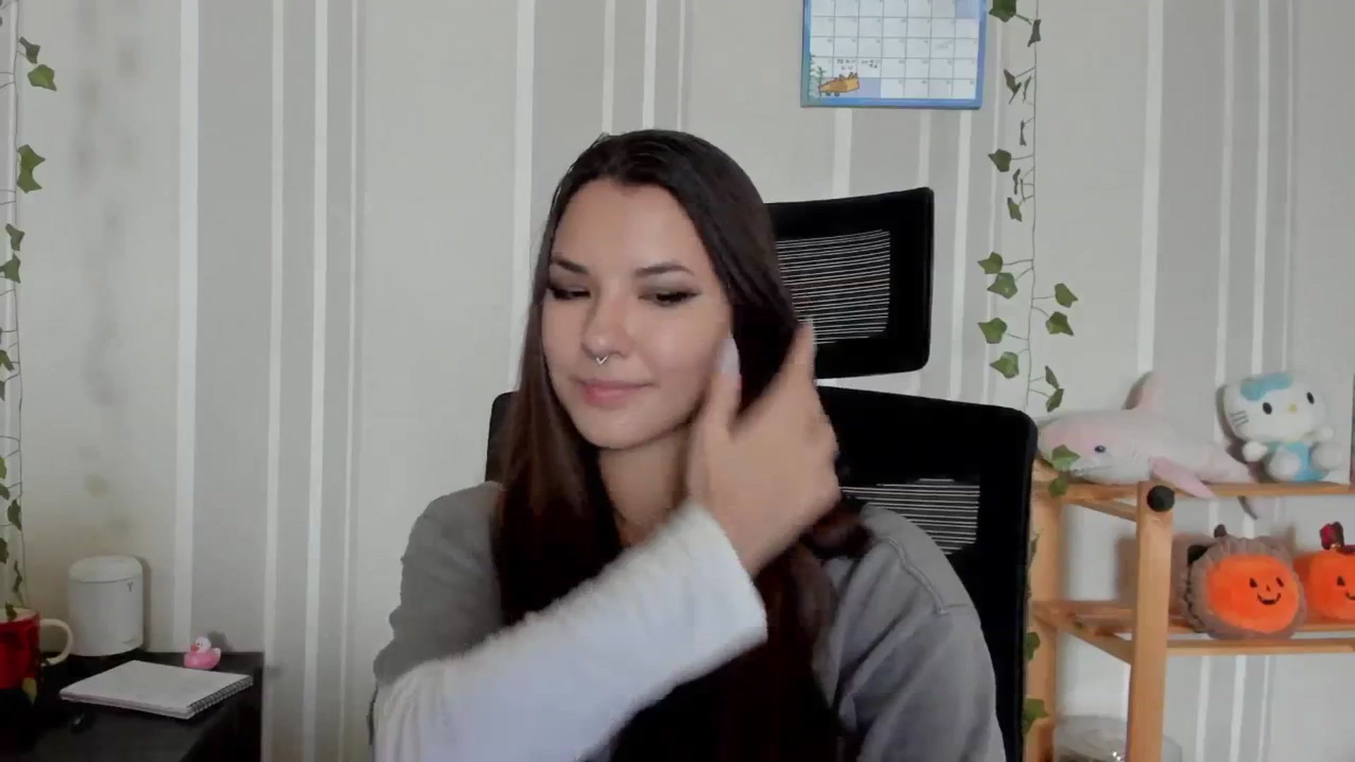 Gallery image thumbnail from AmnesiaGirl1's myfreecams stream on, 07/25/2025, 12:34 image 14 of 20