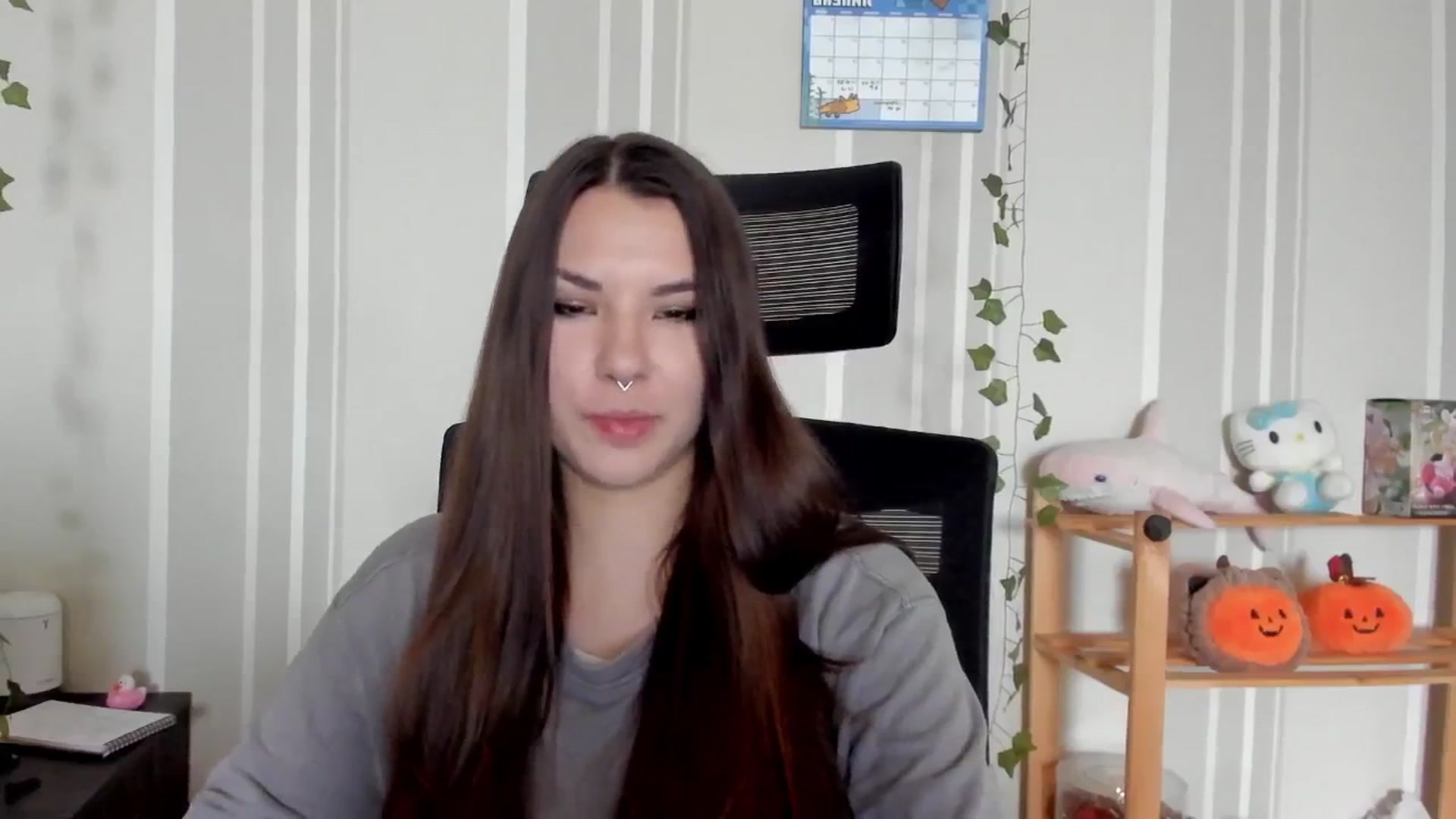 Gallery image thumbnail from AmnesiaGirl1's myfreecams stream on, 07/27/2025, 14:51 image 6 of 20