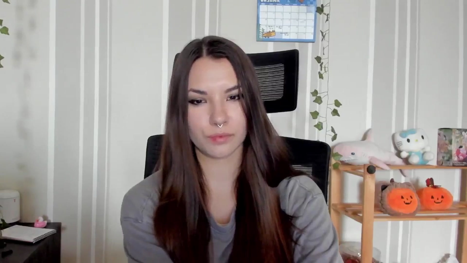 Gallery image thumbnail from AmnesiaGirl1's myfreecams stream on, 07/27/2025, 14:51 image 5 of 20