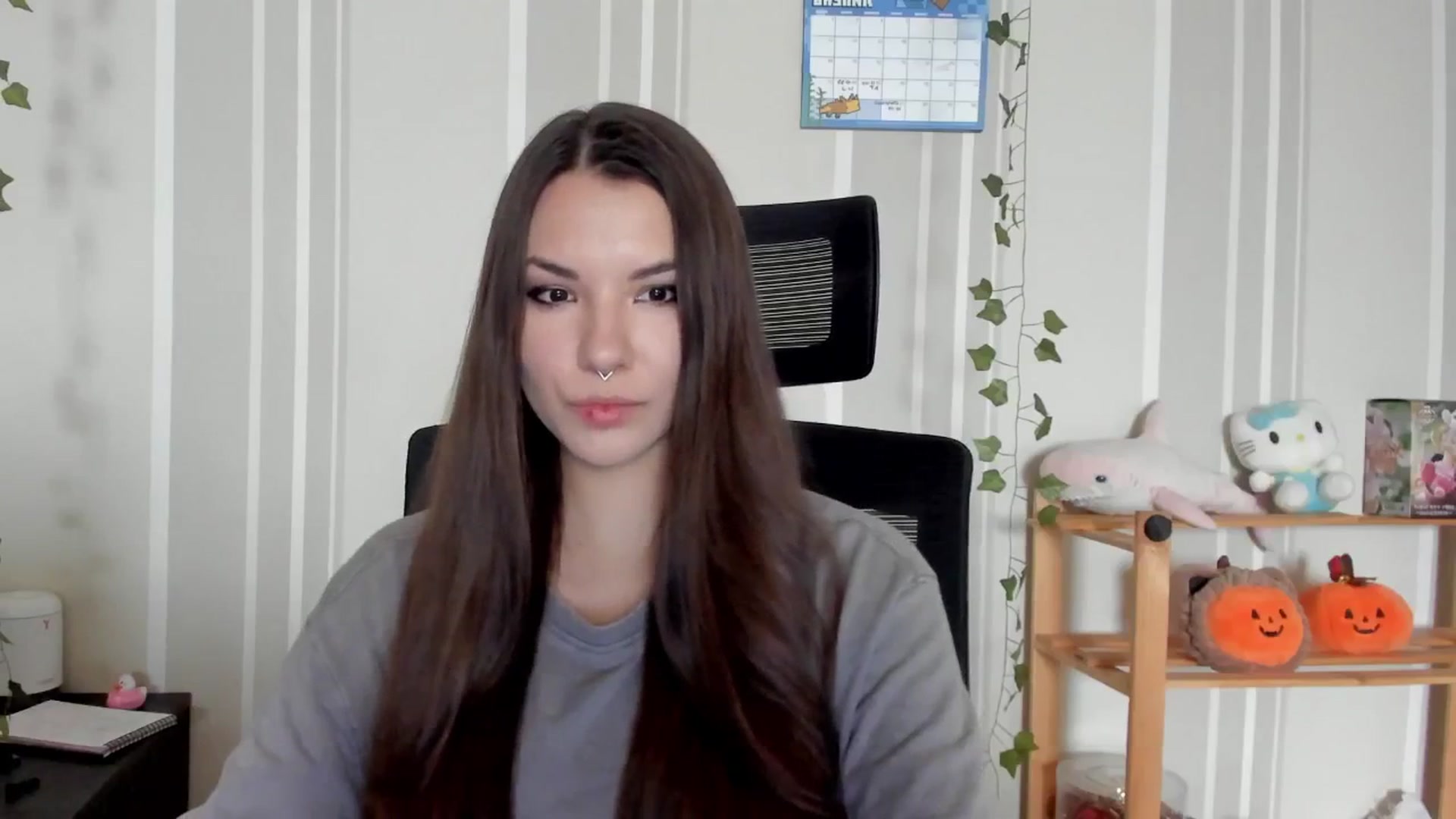 Gallery image thumbnail from AmnesiaGirl1's myfreecams stream on, 07/27/2025, 14:51 image 16 of 20
