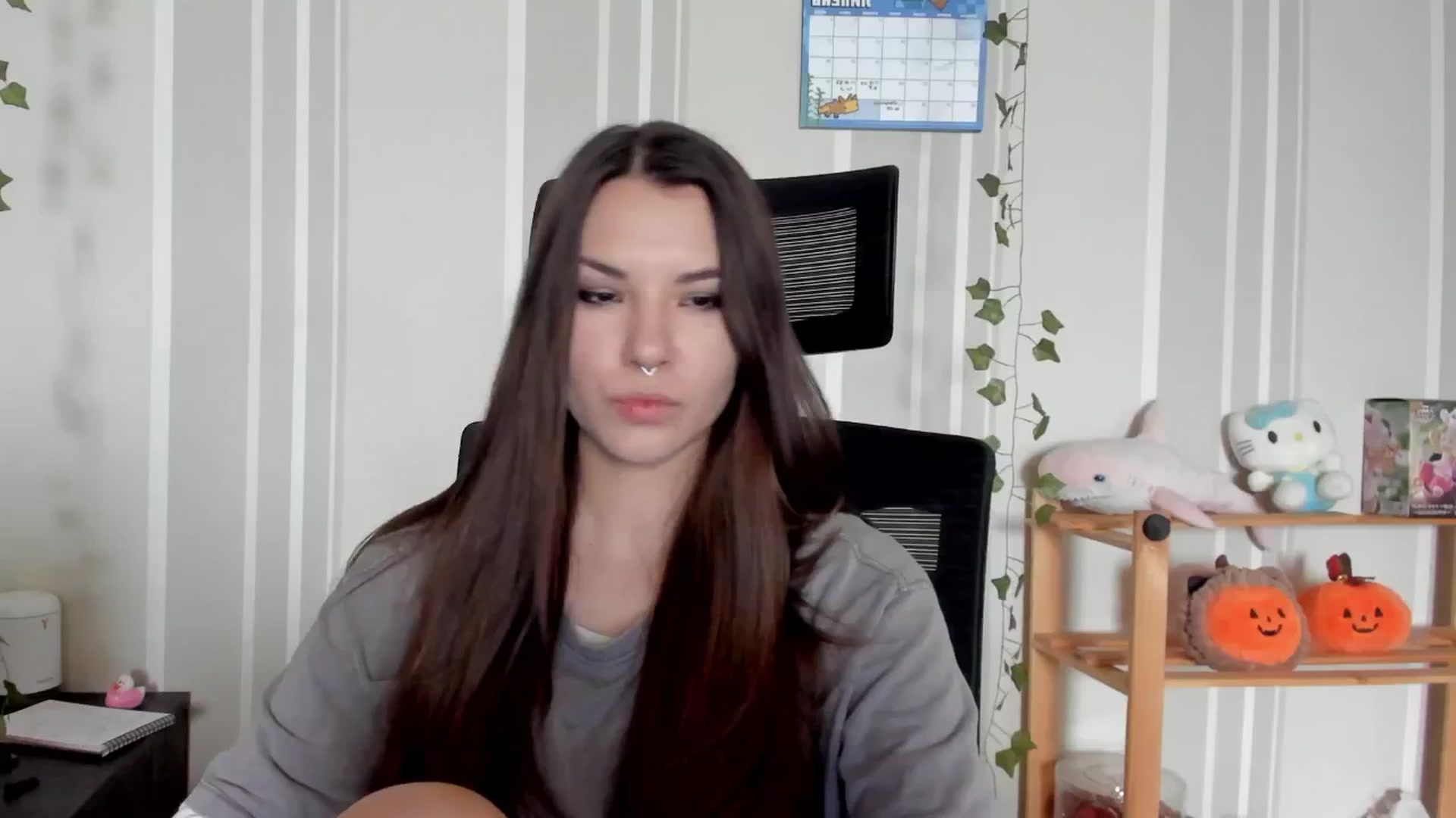 Gallery image thumbnail from AmnesiaGirl1's myfreecams stream on, 07/27/2025, 14:51 image 1 of 20
