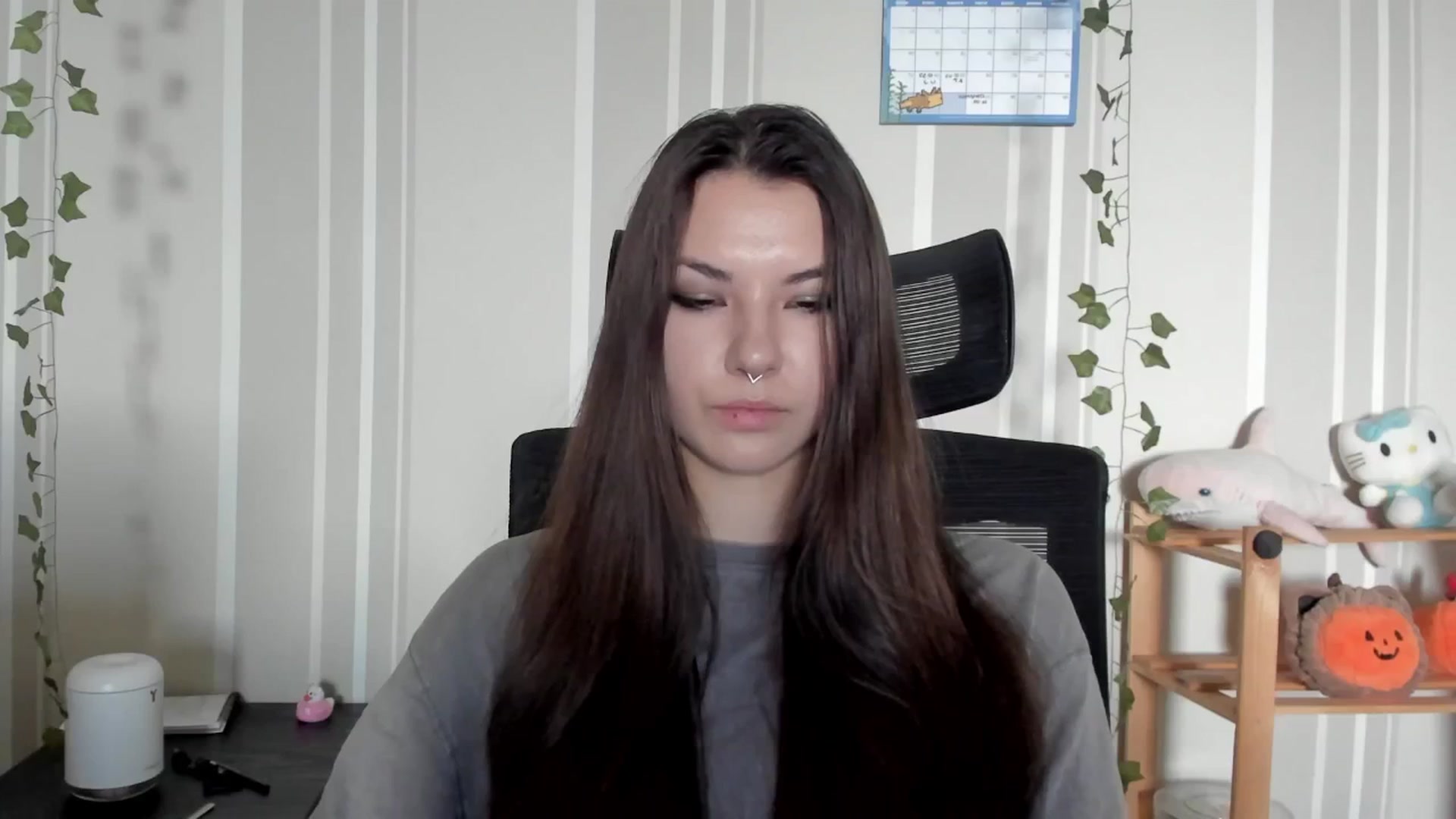 Gallery image thumbnail from AmnesiaGirl1's myfreecams stream on, 07/28/2025, 10:17 image 16 of 20