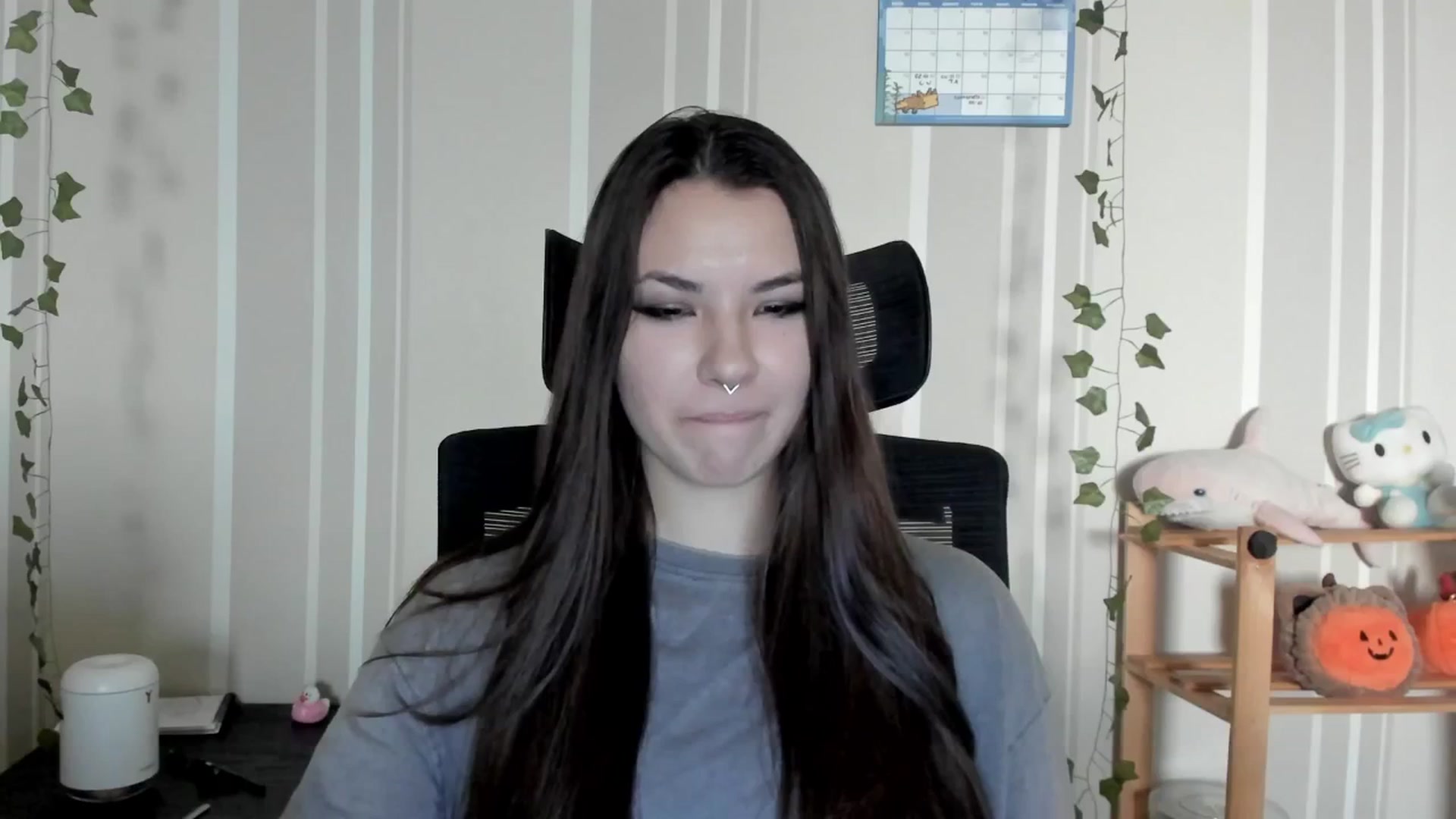Gallery image thumbnail from AmnesiaGirl1's myfreecams stream on, 07/28/2025, 10:17 image 9 of 20
