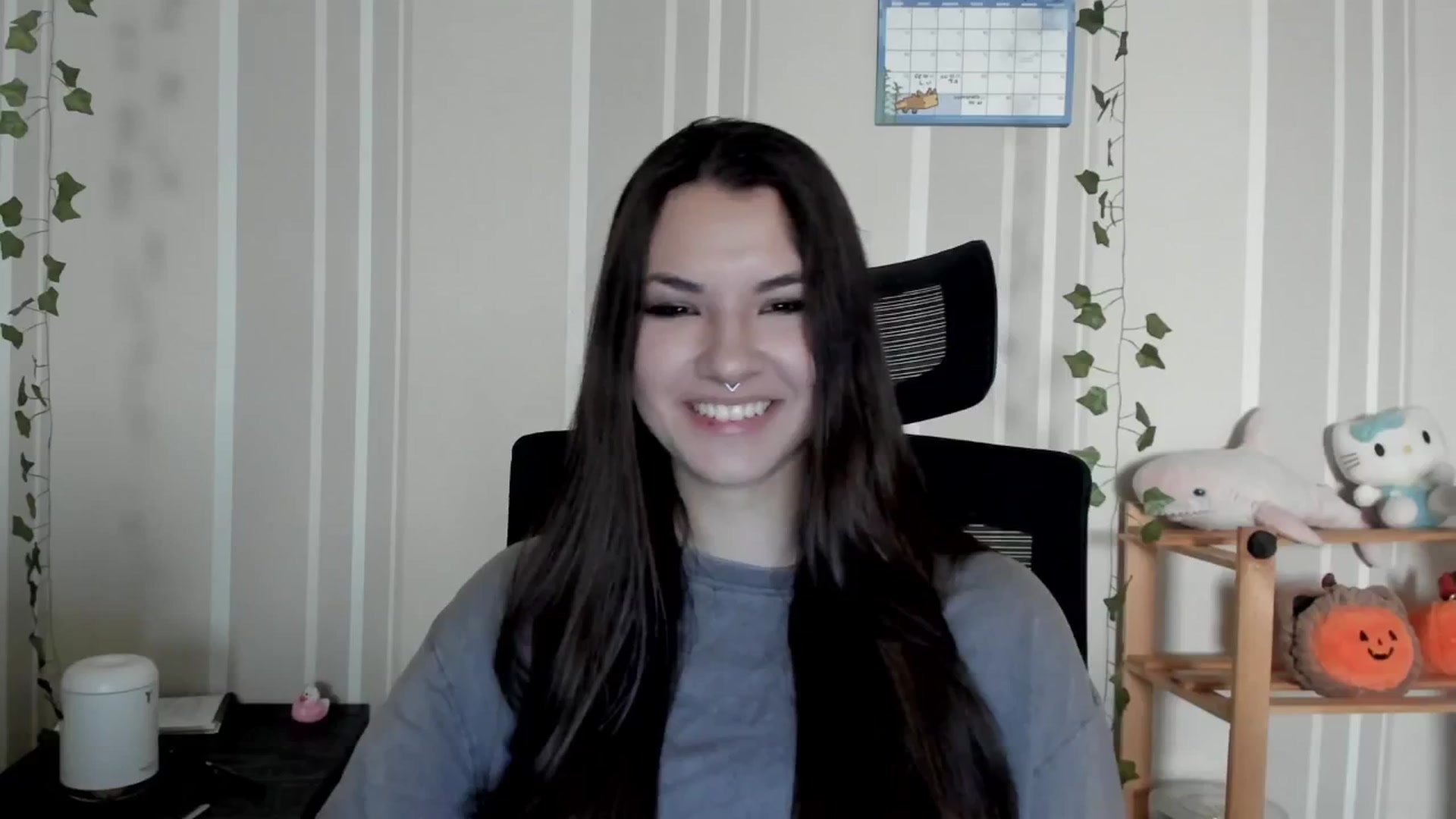 Gallery image thumbnail from AmnesiaGirl1's myfreecams stream on, 07/28/2025, 10:17 image 8 of 20