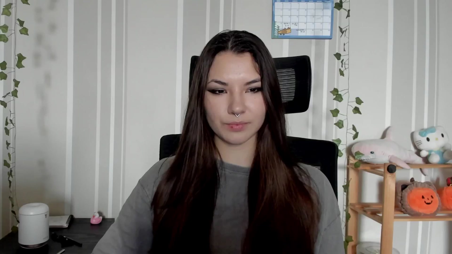 Gallery image thumbnail from AmnesiaGirl1's myfreecams stream on, 07/28/2025, 10:17 image 2 of 20