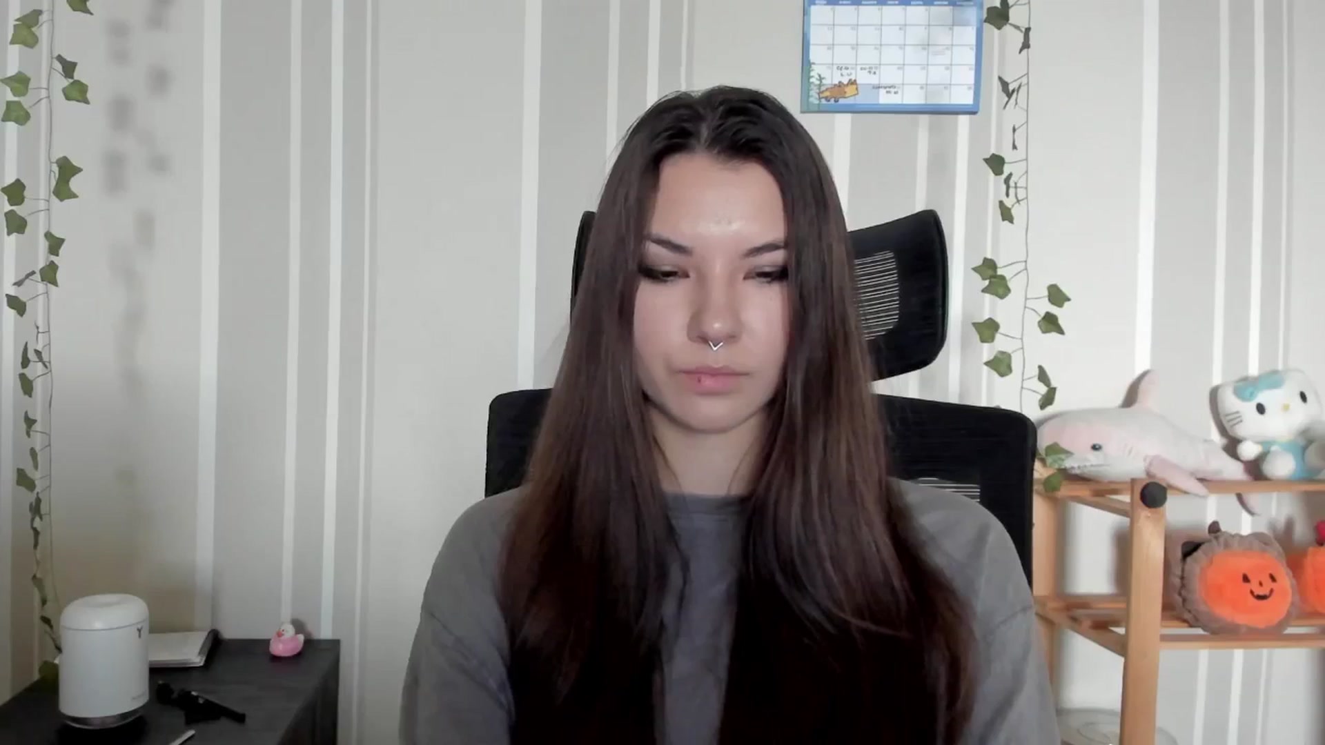 Gallery image thumbnail from AmnesiaGirl1's myfreecams stream on, 07/28/2025, 10:17 image 17 of 20