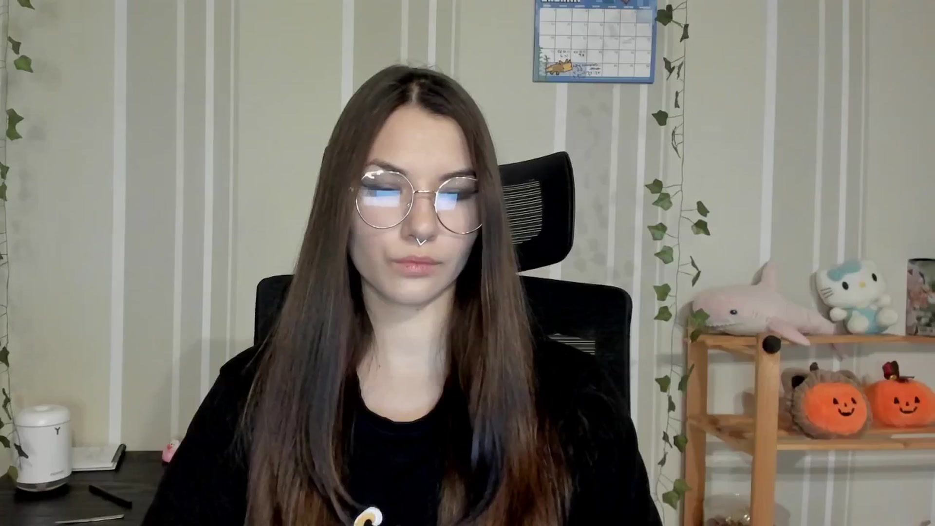 Gallery image thumbnail from AmnesiaGirl1's myfreecams stream on, 07/29/2025, 15:28 image 4 of 20