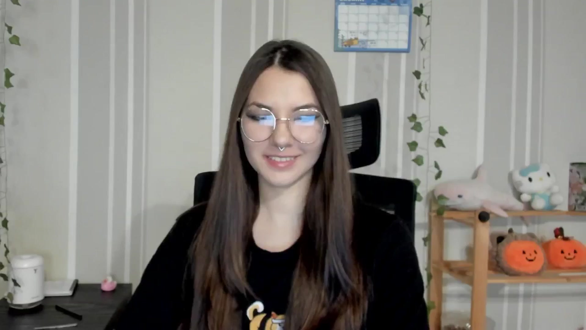 Gallery image thumbnail from AmnesiaGirl1's myfreecams stream on, 07/29/2025, 15:28 image 7 of 20
