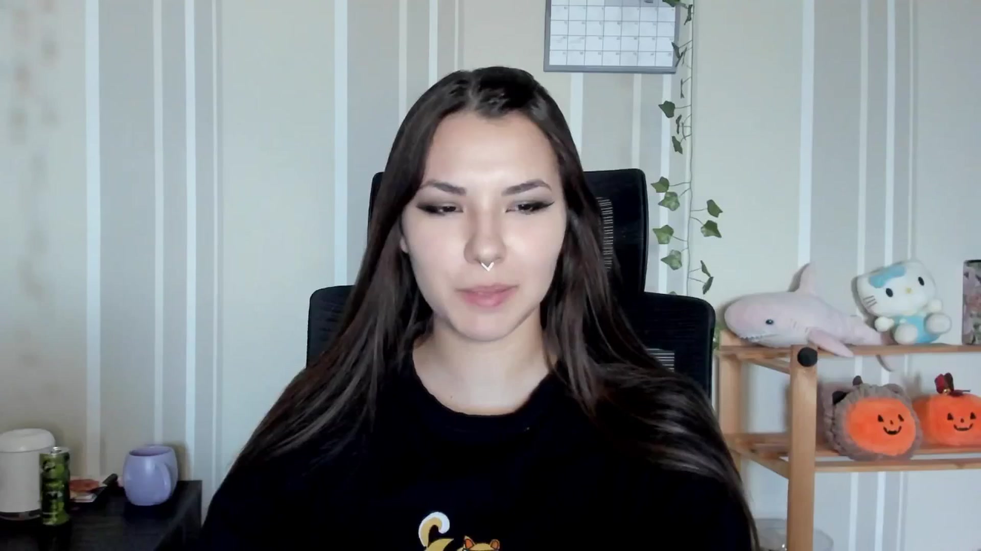 Gallery image thumbnail from AmnesiaGirl1's myfreecams stream on, 08/08/2025, 17:07 image 4 of 20