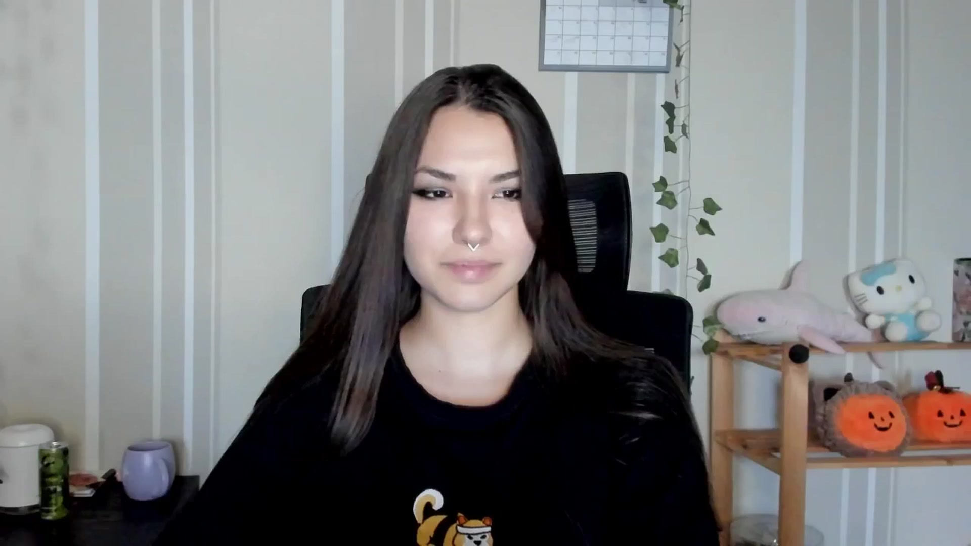 Gallery image thumbnail from AmnesiaGirl1's myfreecams stream on, 08/08/2025, 17:07 image 14 of 20