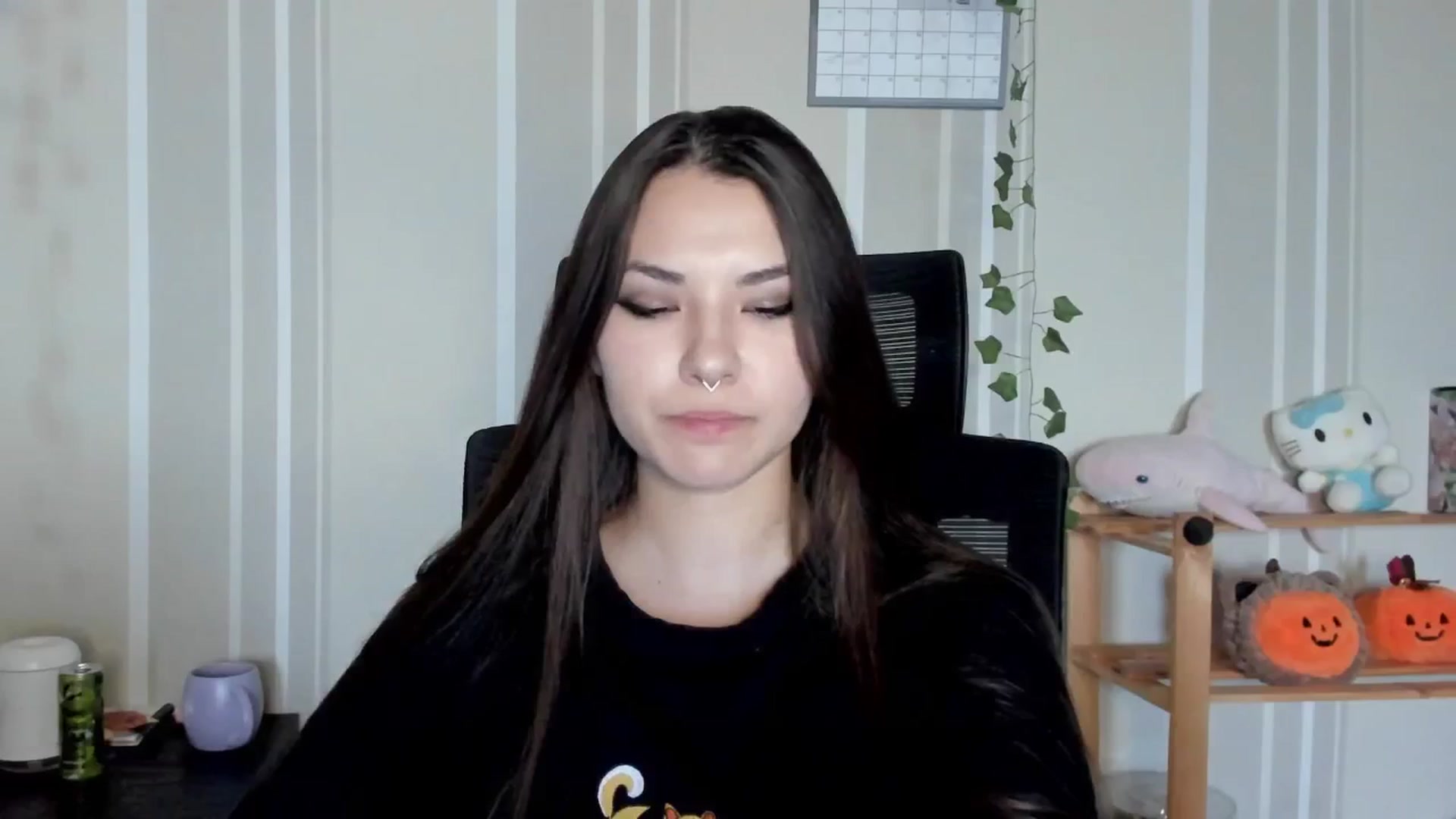 Gallery image thumbnail from AmnesiaGirl1's myfreecams stream on, 08/08/2025, 17:07 image 10 of 20