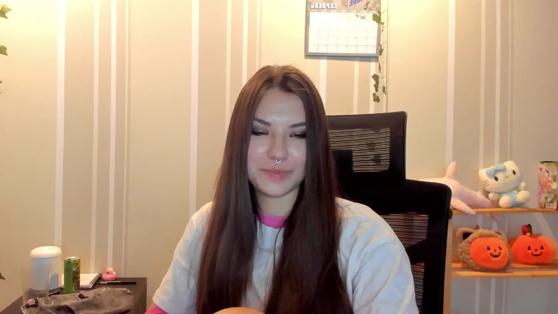 Gallery image thumbnail from AmnesiaGirl1's myfreecams stream on, 08/10/2025, 14:23 image 19 of 20