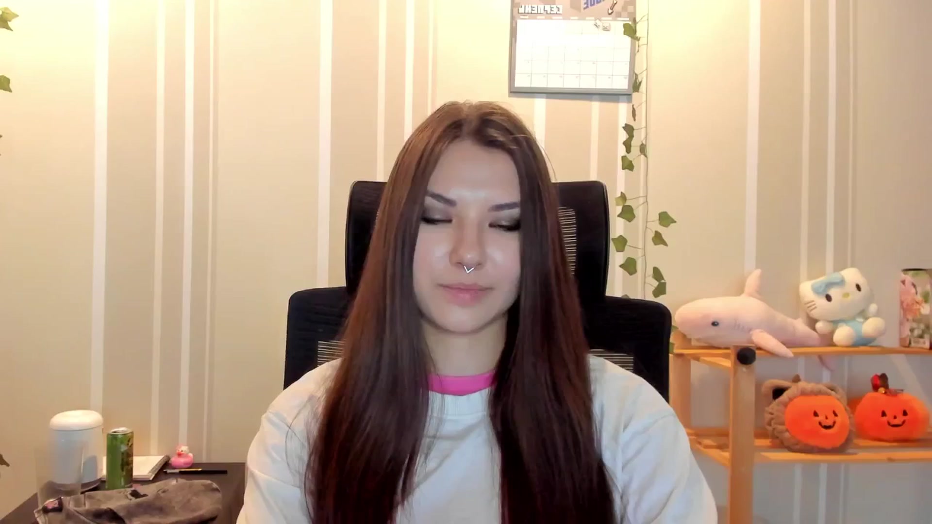 Gallery image thumbnail from AmnesiaGirl1's myfreecams stream on, 08/10/2025, 14:23 image 3 of 20