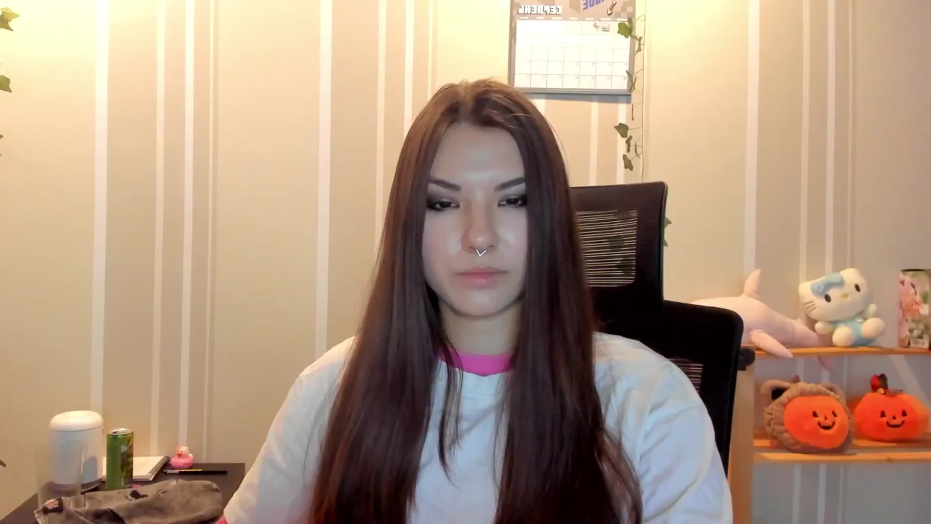 Gallery image thumbnail from AmnesiaGirl1's myfreecams stream on, 08/10/2025, 14:23 image 10 of 20