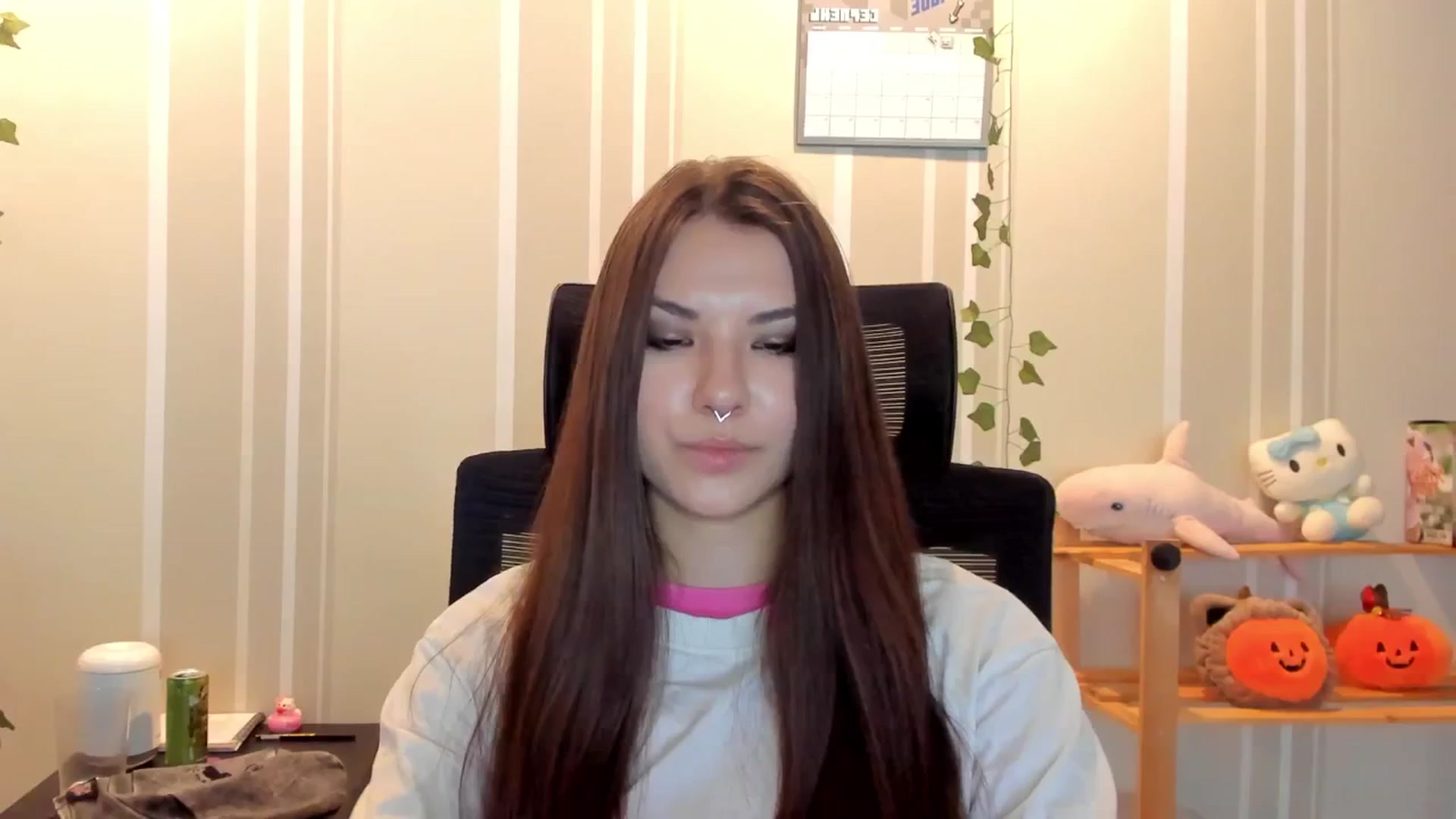 Gallery image thumbnail from AmnesiaGirl1's myfreecams stream on, 08/10/2025, 14:23 image 4 of 20