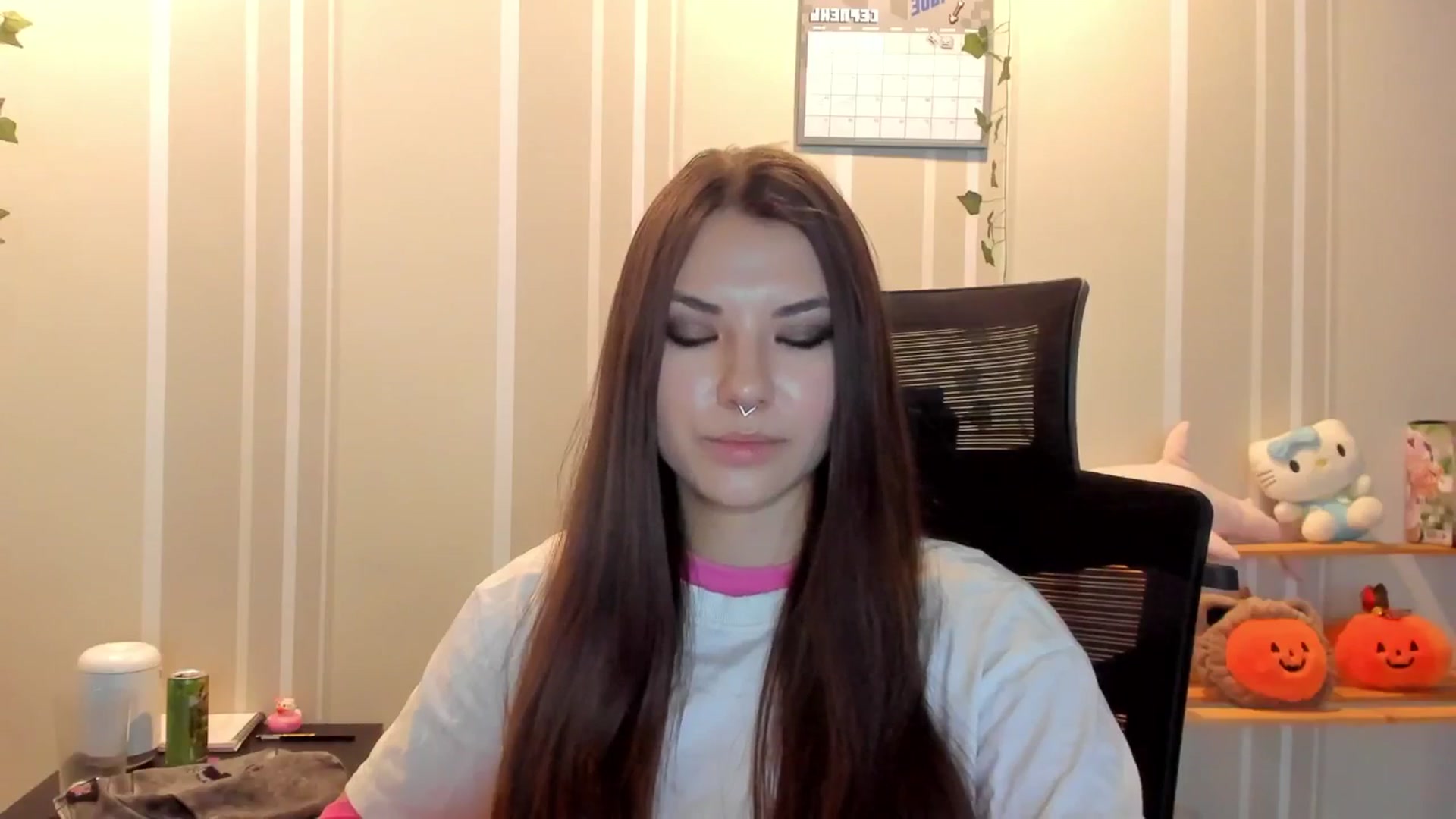 Gallery image thumbnail from AmnesiaGirl1's myfreecams stream on, 08/10/2025, 14:23 image 16 of 20