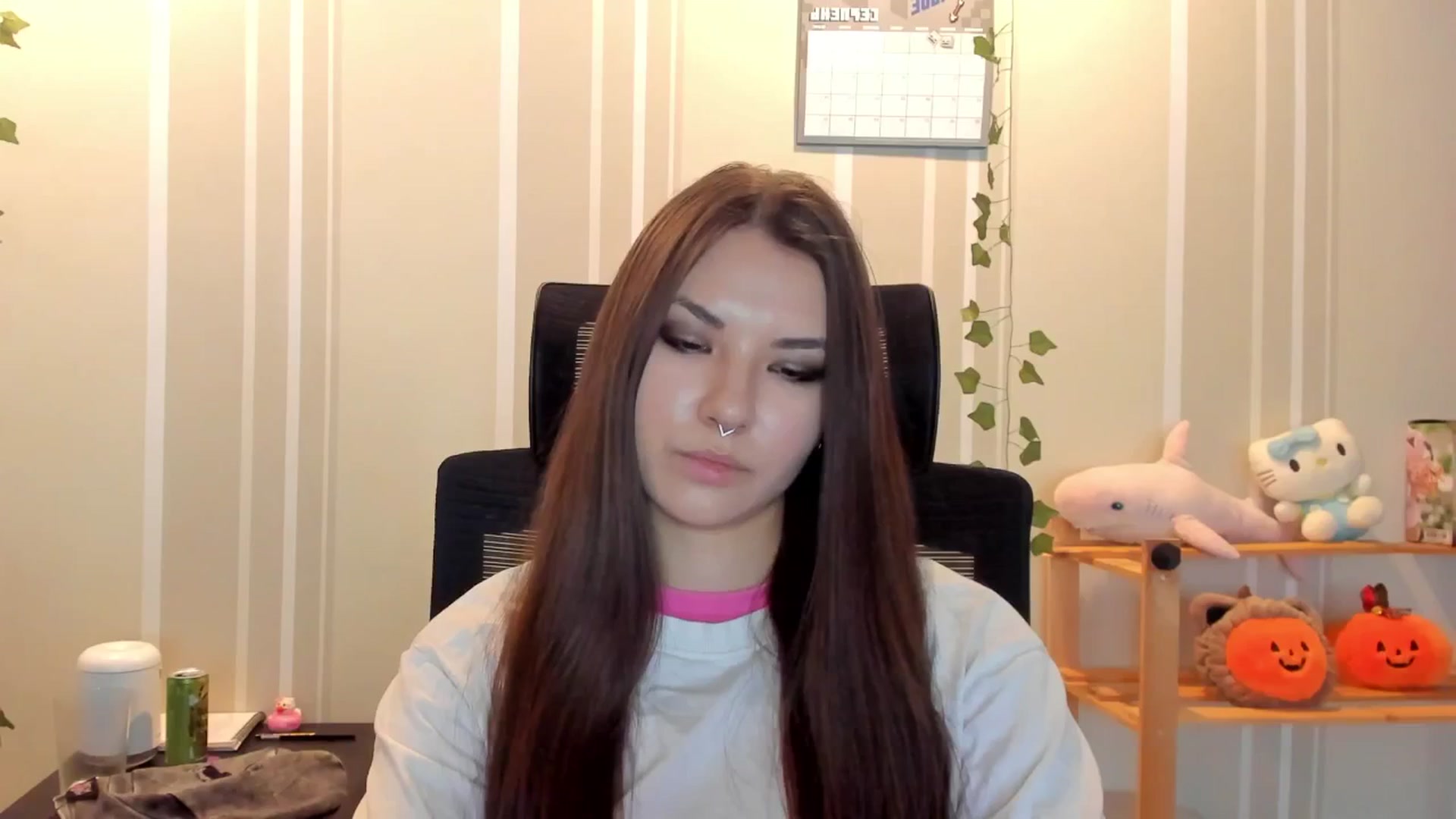Gallery image thumbnail from AmnesiaGirl1's myfreecams stream on, 08/10/2025, 14:23 image 5 of 20