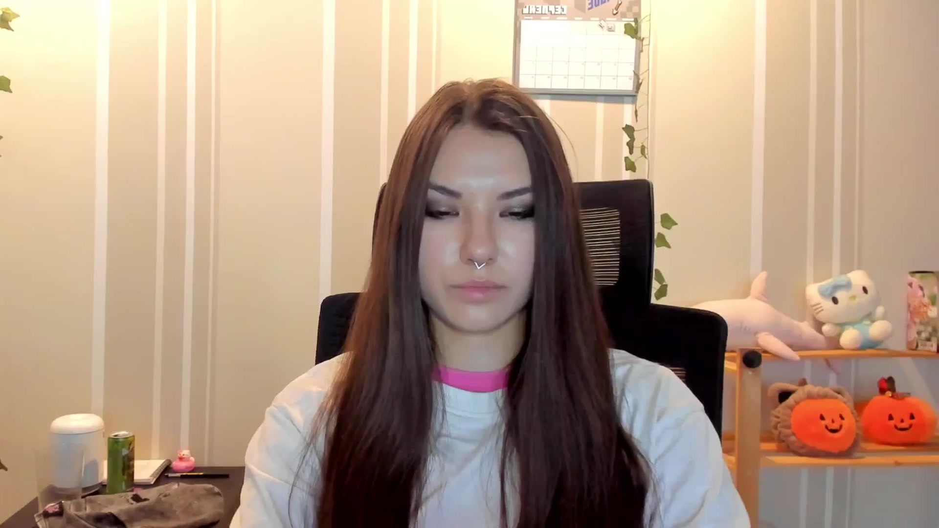 Gallery image thumbnail from AmnesiaGirl1's myfreecams stream on, 08/10/2025, 14:23 image 7 of 20