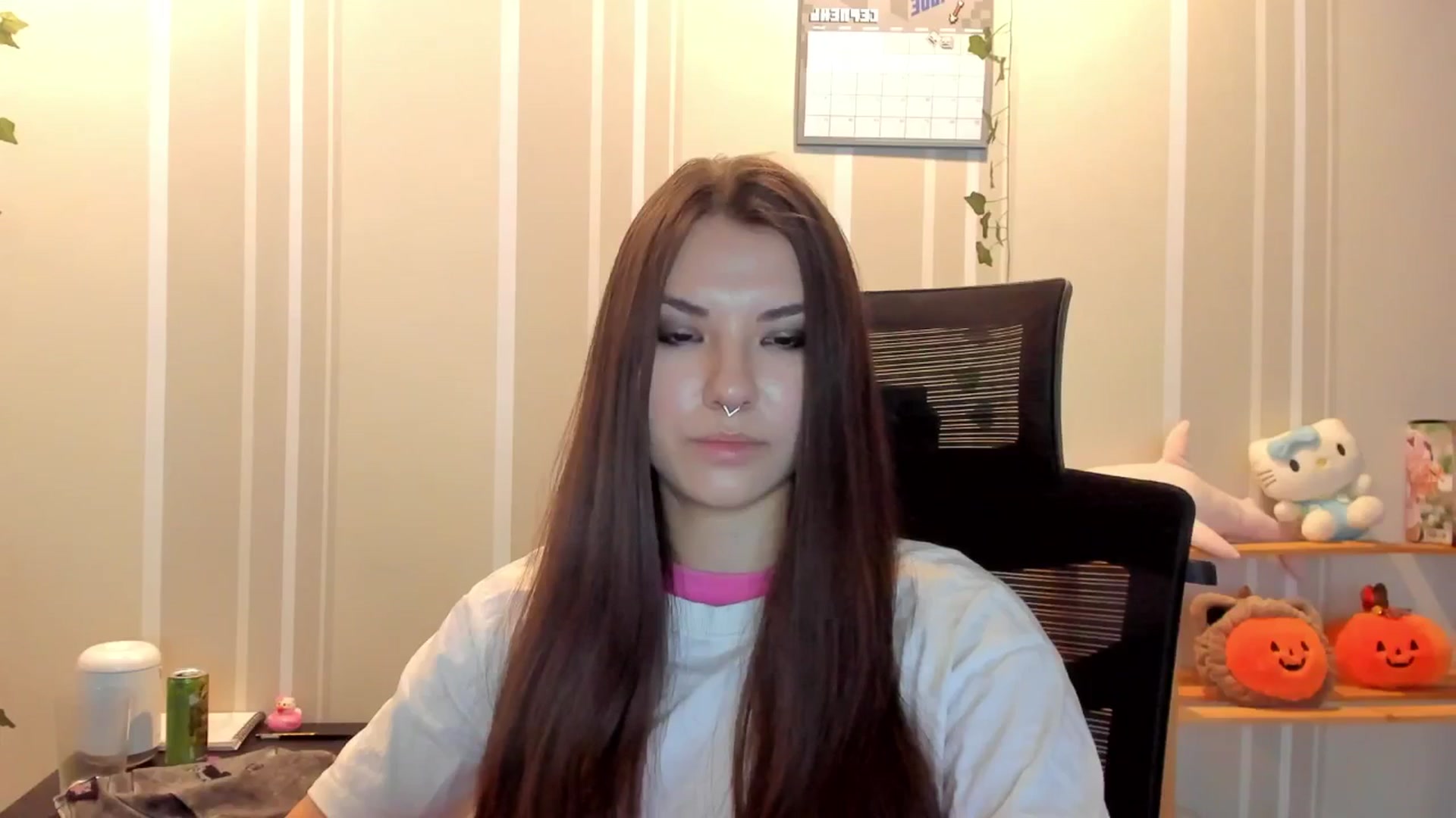 Gallery image thumbnail from AmnesiaGirl1's myfreecams stream on, 08/10/2025, 14:23 image 17 of 20