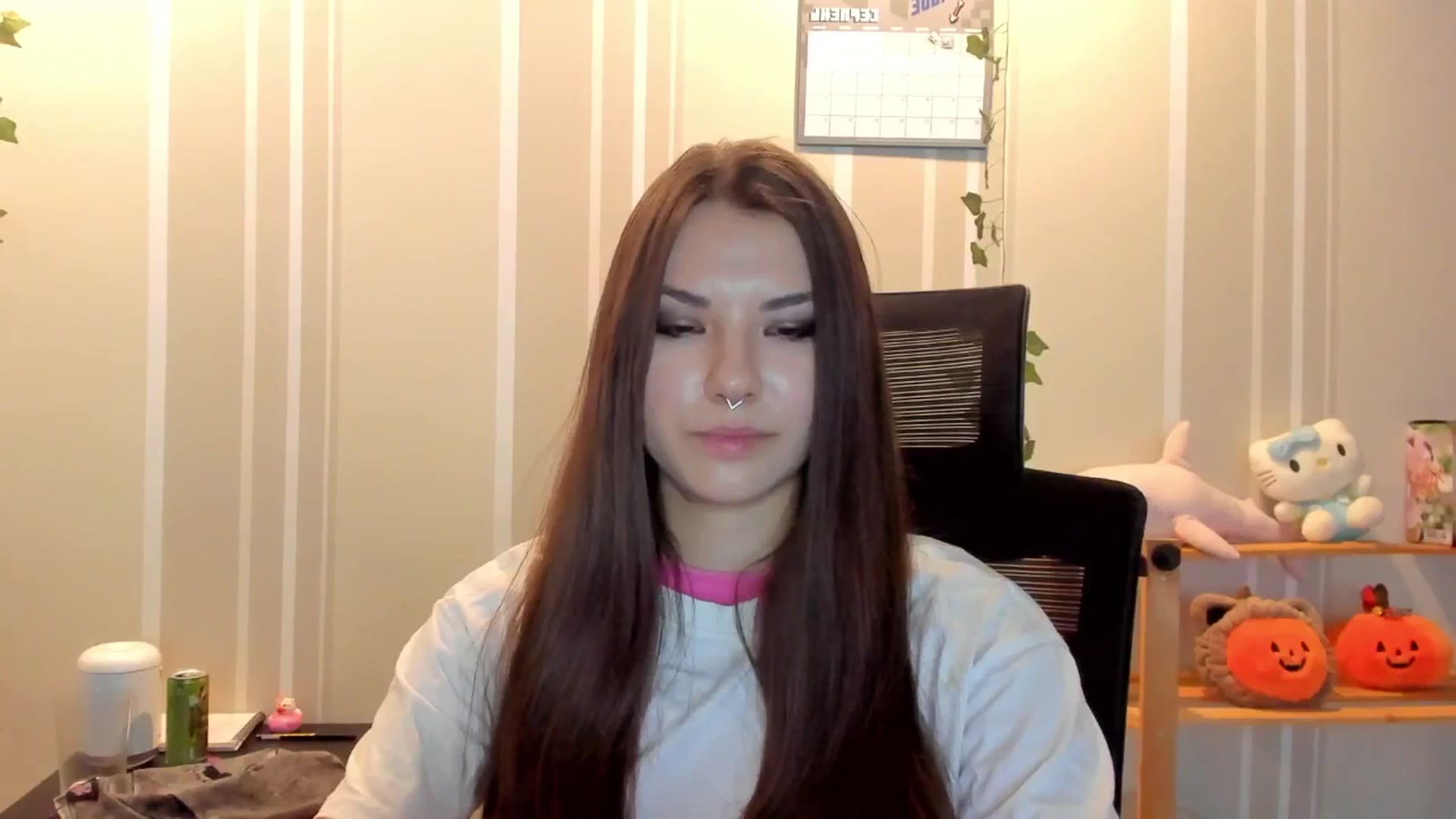 Gallery image thumbnail from AmnesiaGirl1's myfreecams stream on, 08/10/2025, 14:23 image 13 of 20