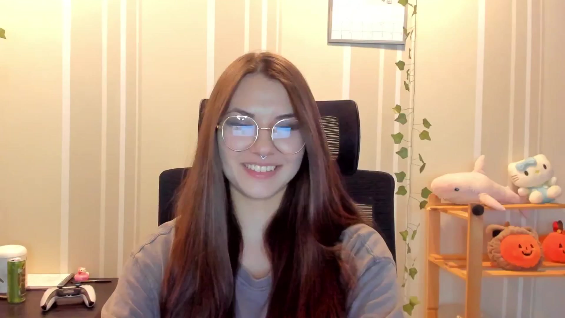 Gallery image thumbnail from AmnesiaGirl1's myfreecams stream on, 08/11/2025, 15:56 image 3 of 20