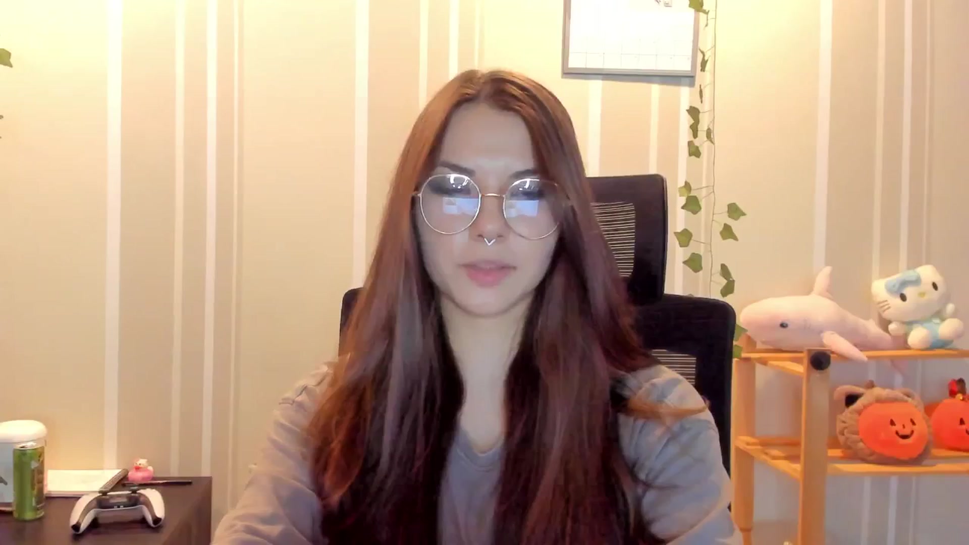 Gallery image thumbnail from AmnesiaGirl1's myfreecams stream on, 08/11/2025, 15:56 image 7 of 20