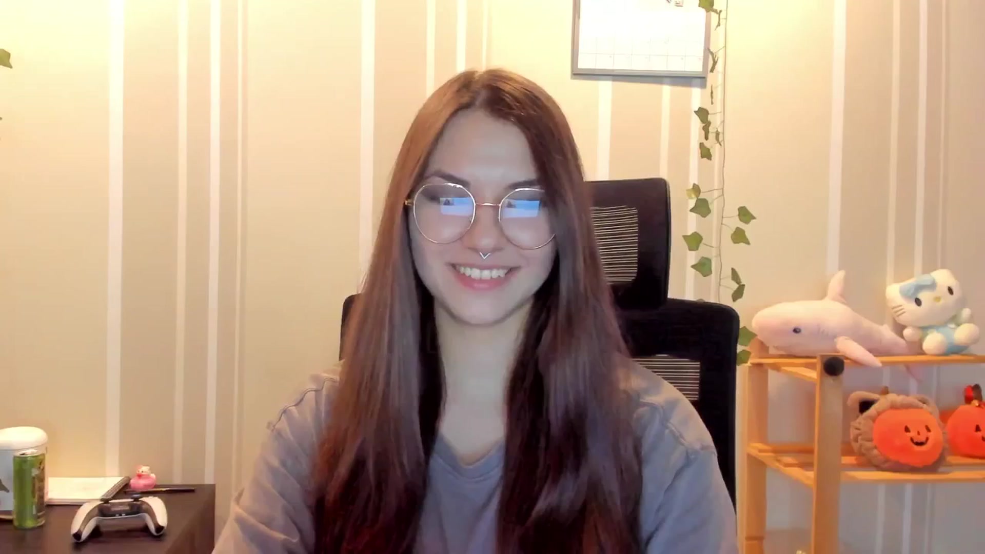 Gallery image thumbnail from AmnesiaGirl1's myfreecams stream on, 08/11/2025, 15:56 image 5 of 20